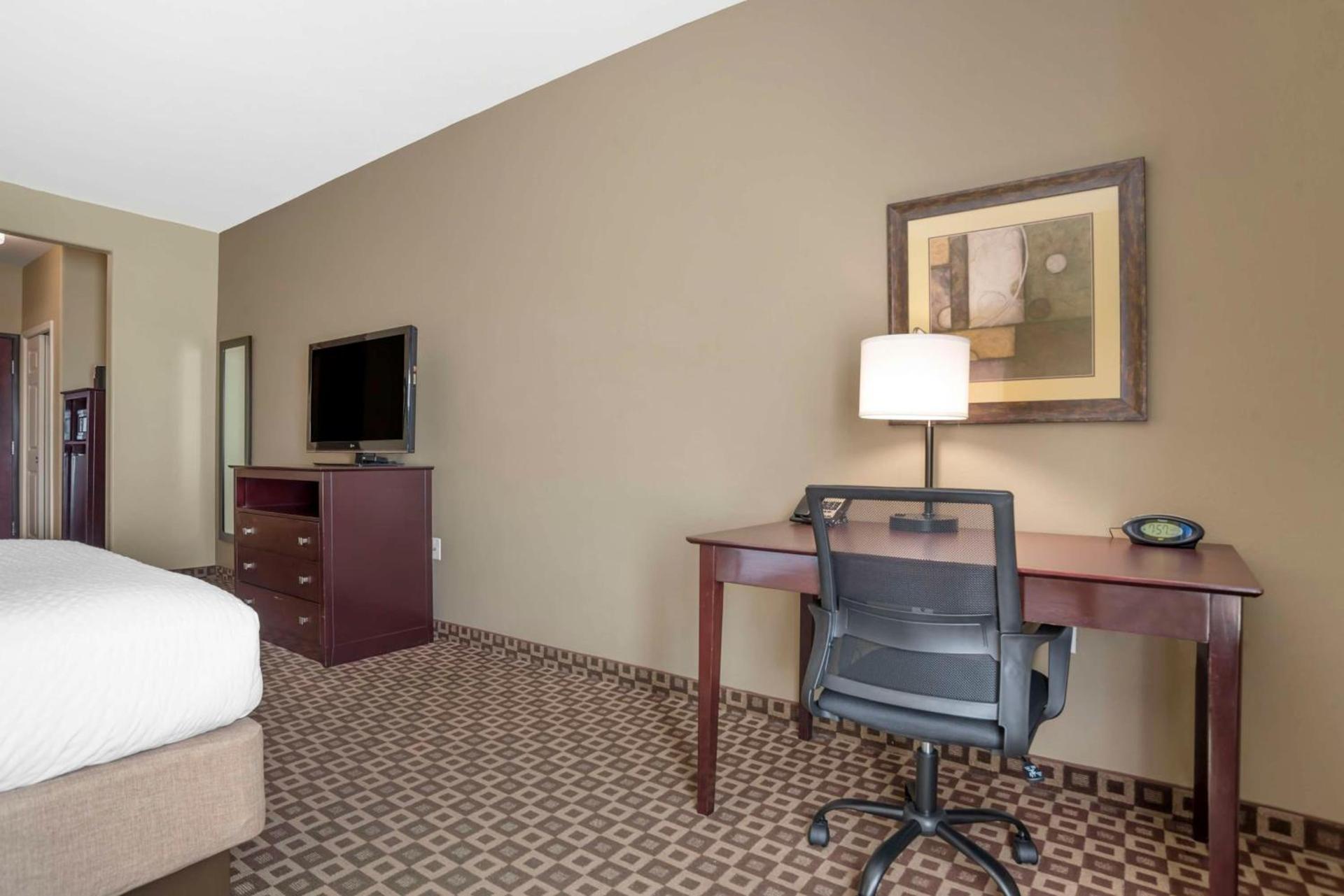 Best Western Plus Chalmette Hotel photo 16