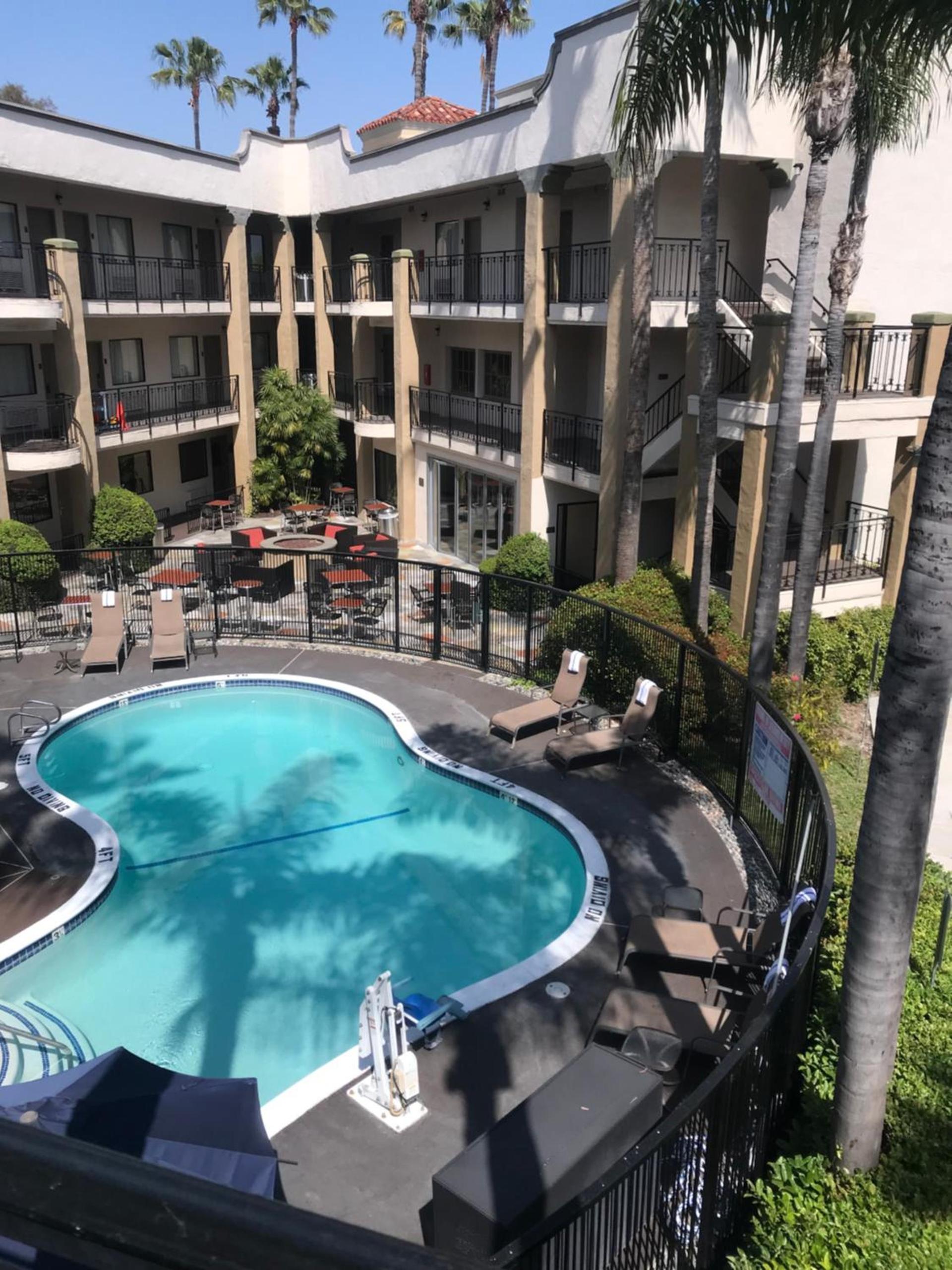 Comfort Inn & Suites Orange County John Wayne Airport photo 36