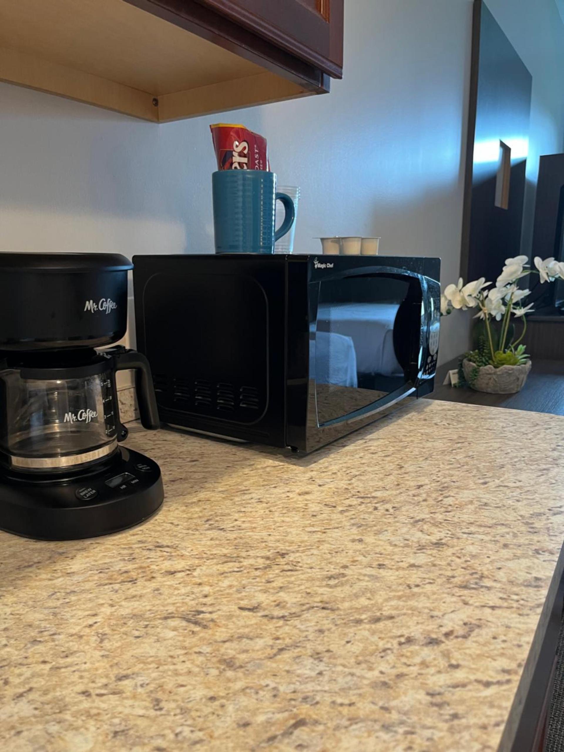 Brinton Suites photo 68