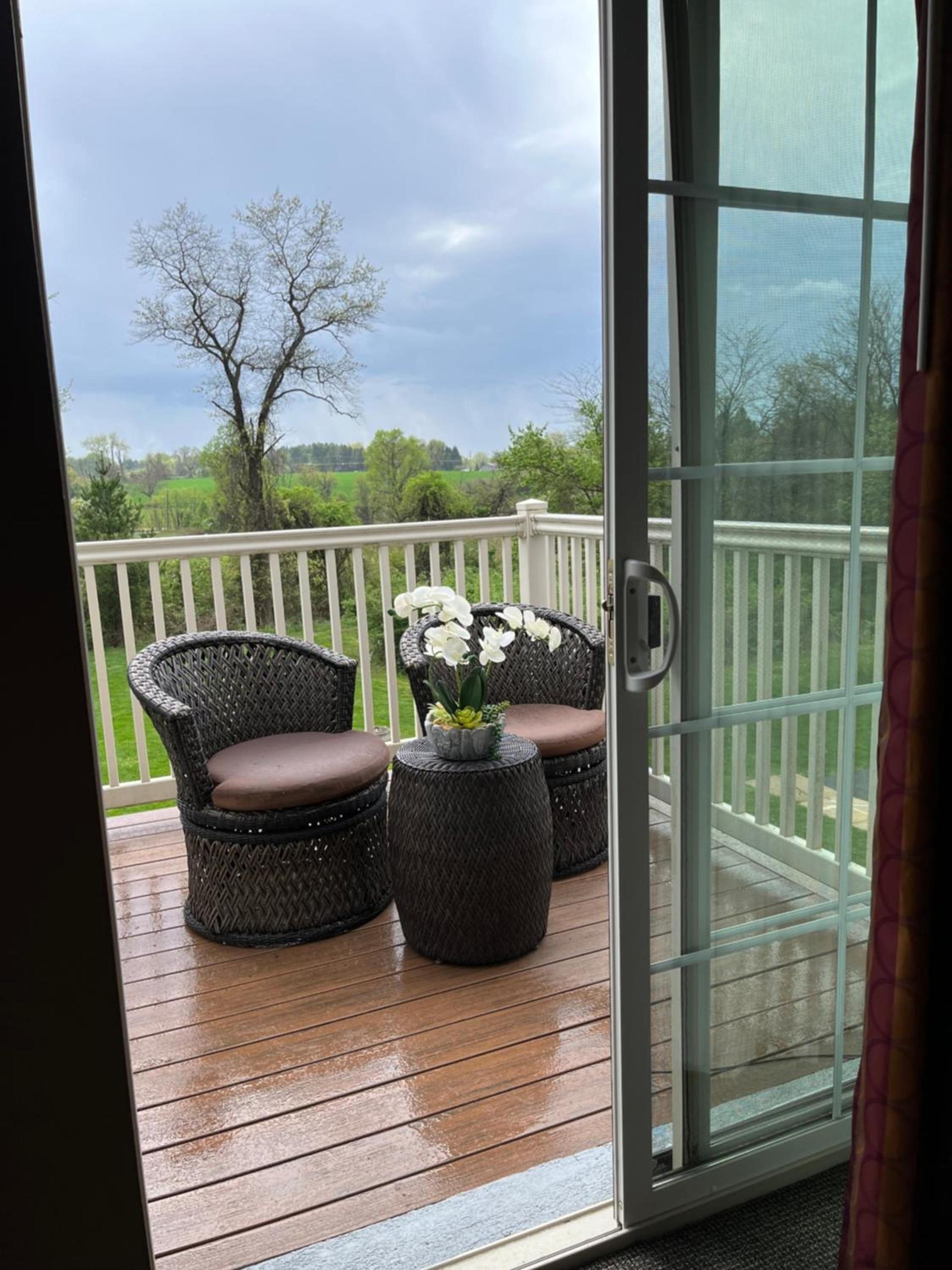 Brinton Suites photo 70