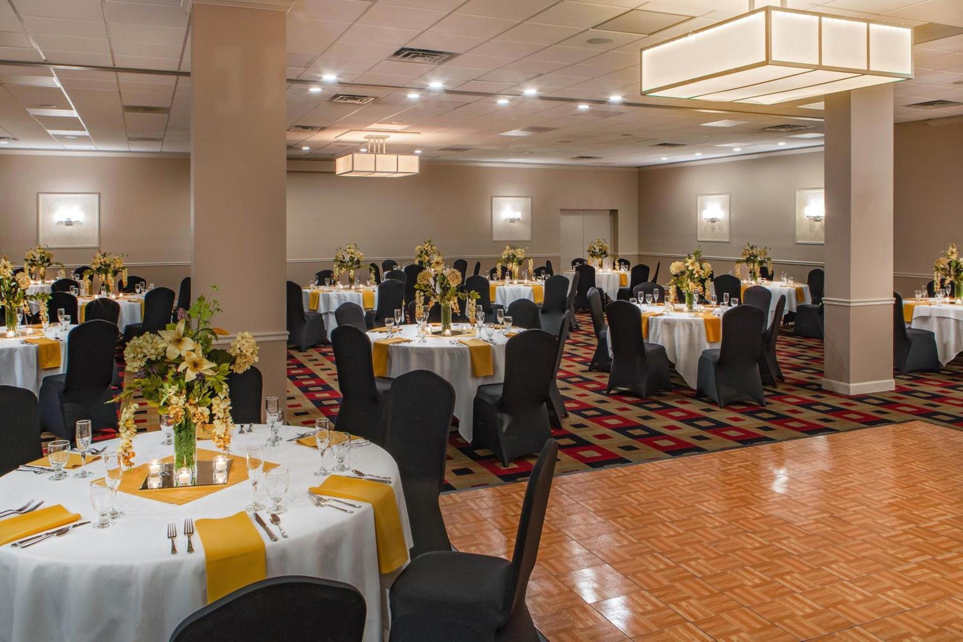 Four Points by Sheraton Kalamazoo photo 20