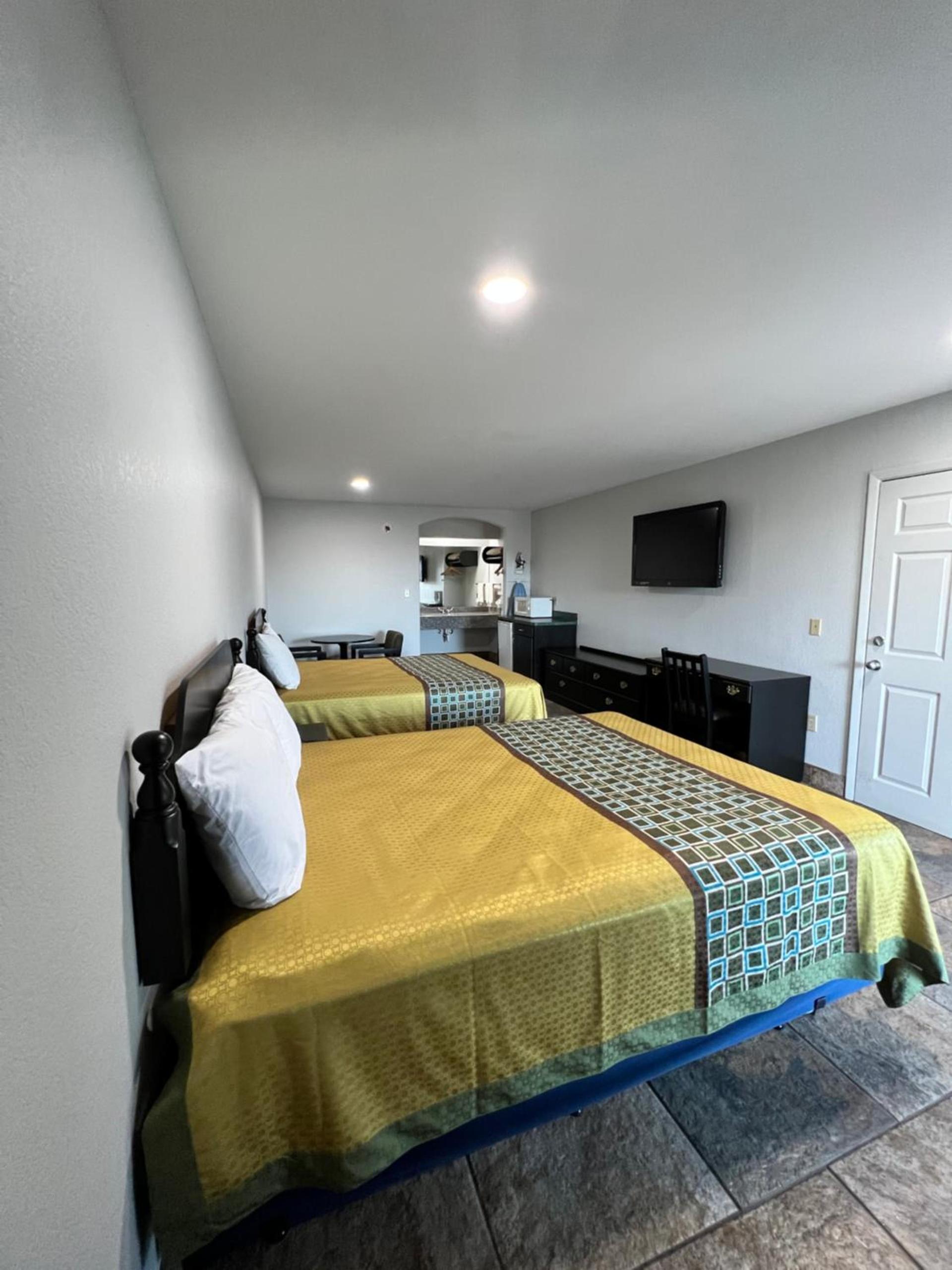 Texas Inn La Feria photo 19
