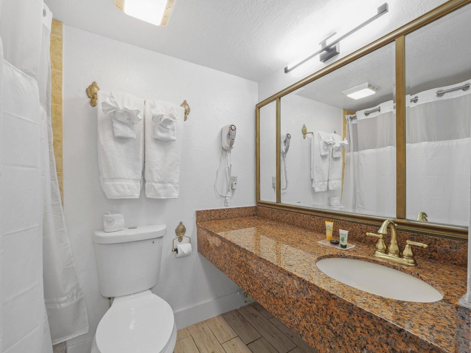 Royal Inn Beach Hutchinson Island photo 57