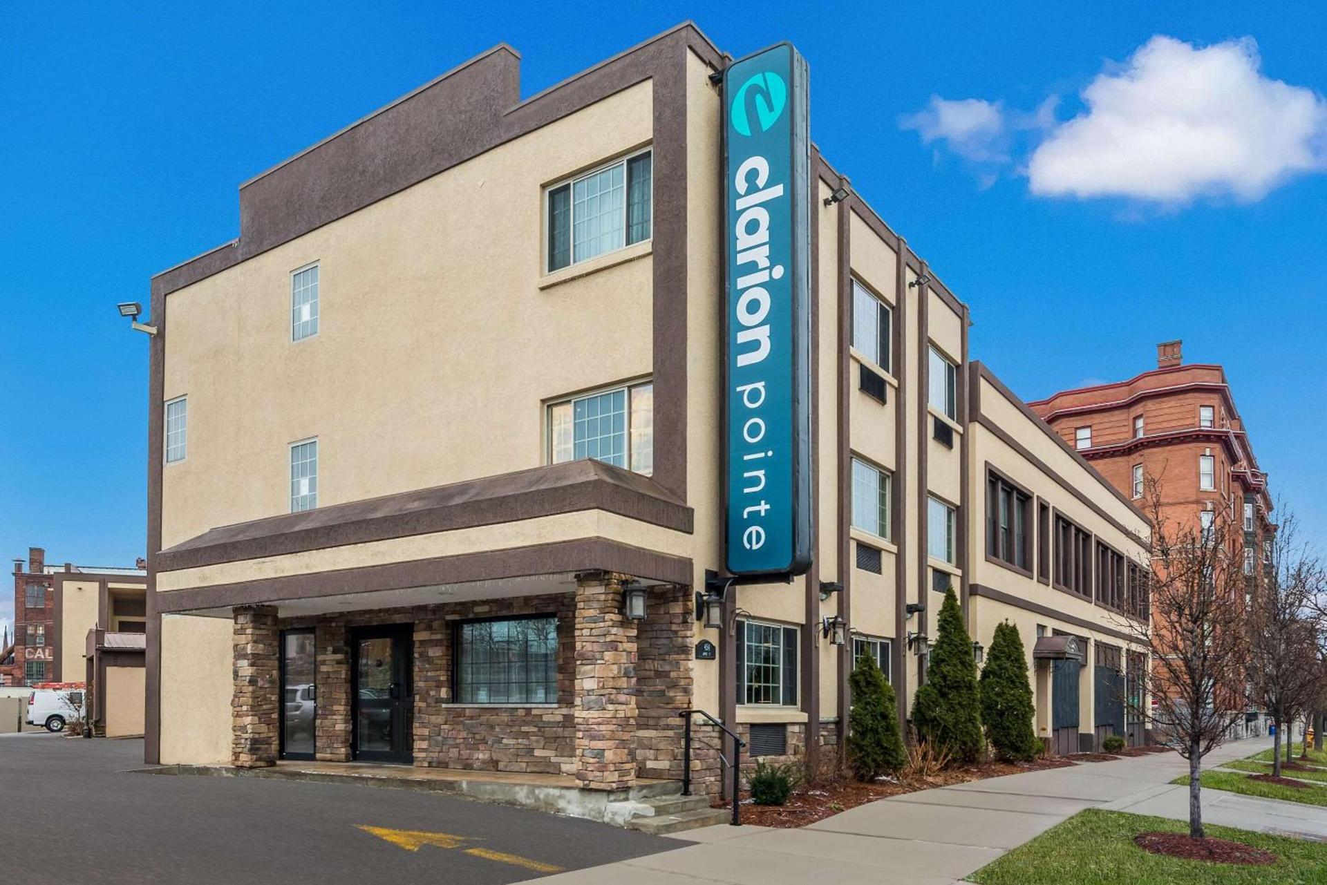 Clarion Pointe Syracuse Downtown photo 6