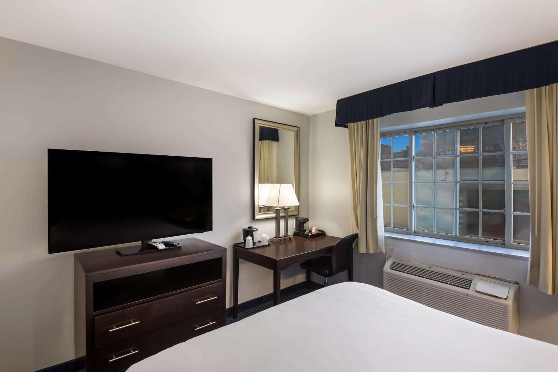 Clarion Pointe Syracuse Downtown photo 20