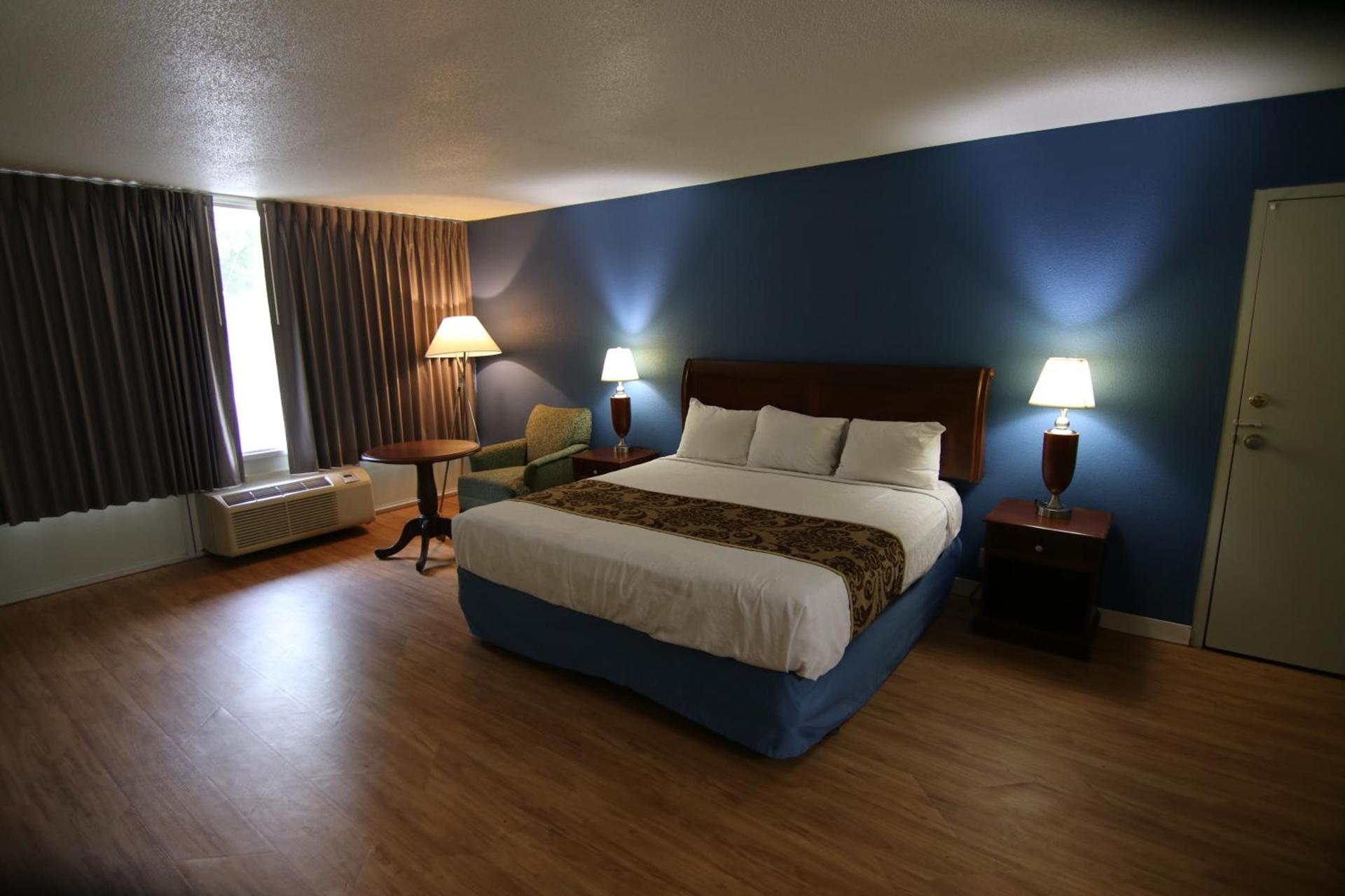 121 Motel Battleboro photo 2