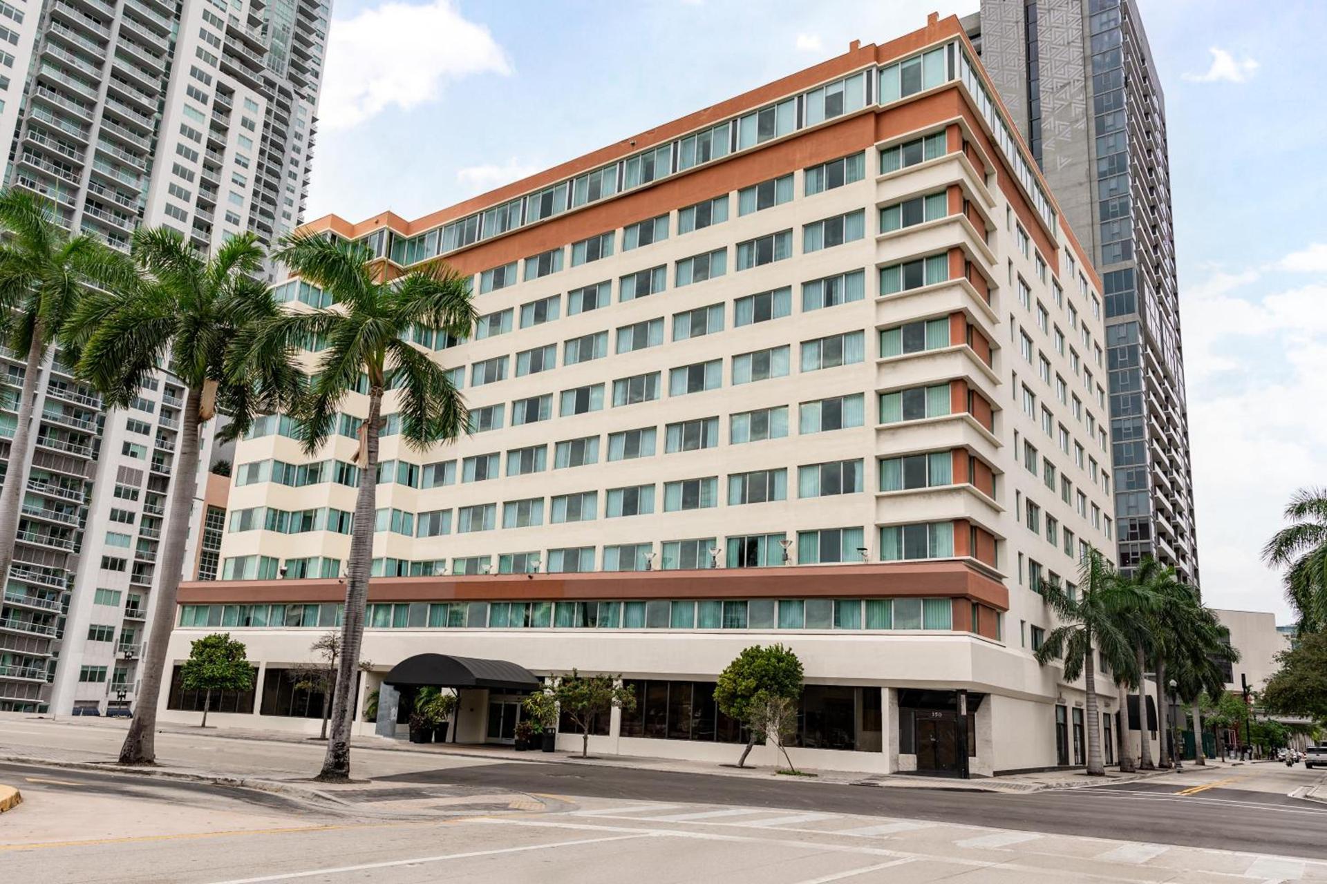 Holiday Inn Hotel Port of Miami-Downtown by IHG photo 1