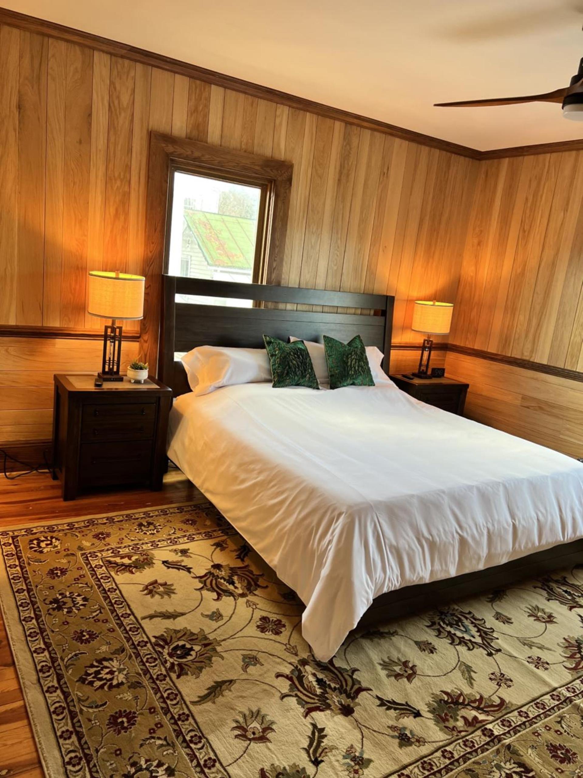 Monterey Inn photo 29
