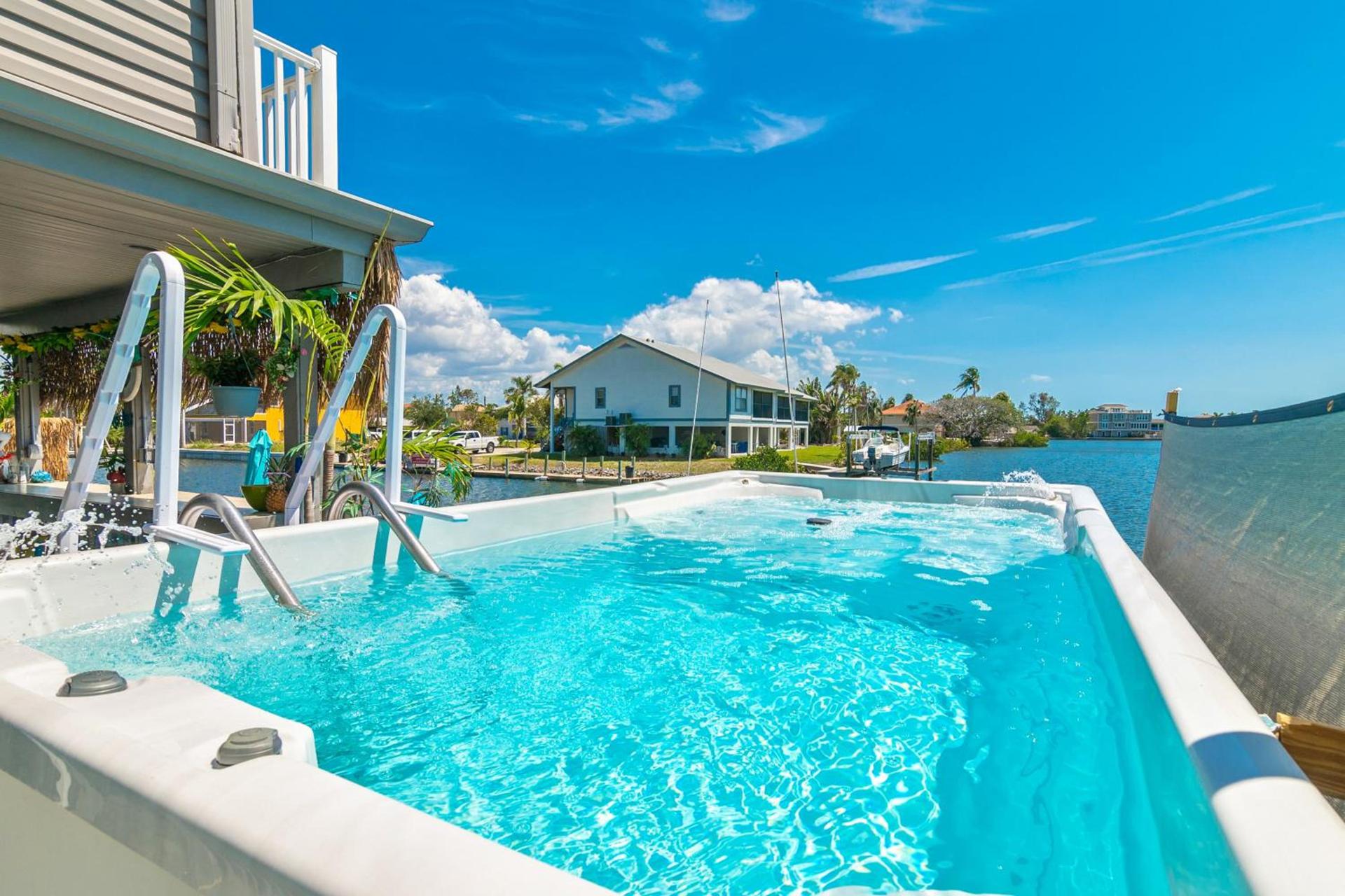 Latitude 26 Waterfront Boutique Resort - Bonita Springs photo 57