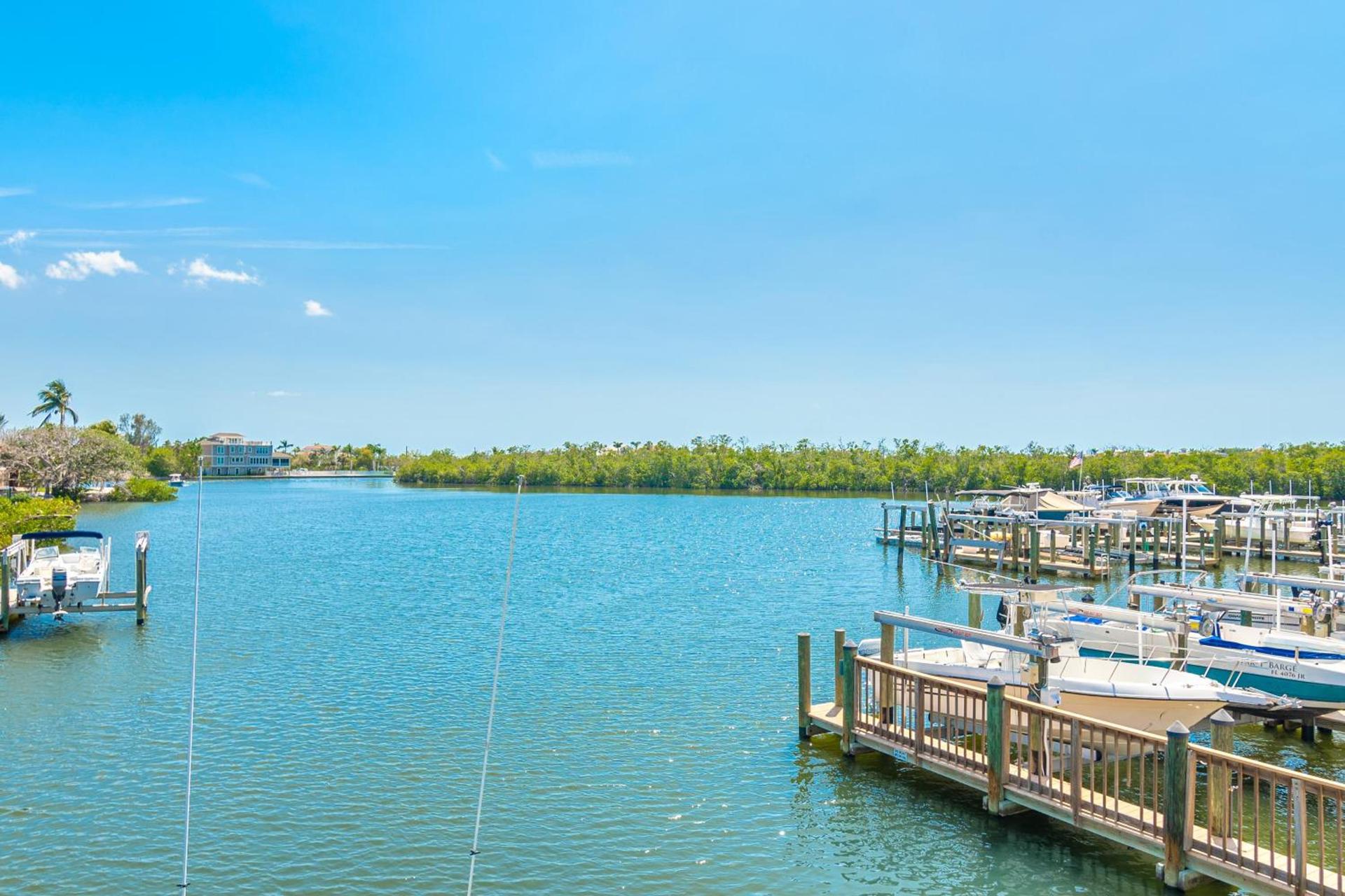 Latitude 26 Waterfront Boutique Resort - Bonita Springs photo 54