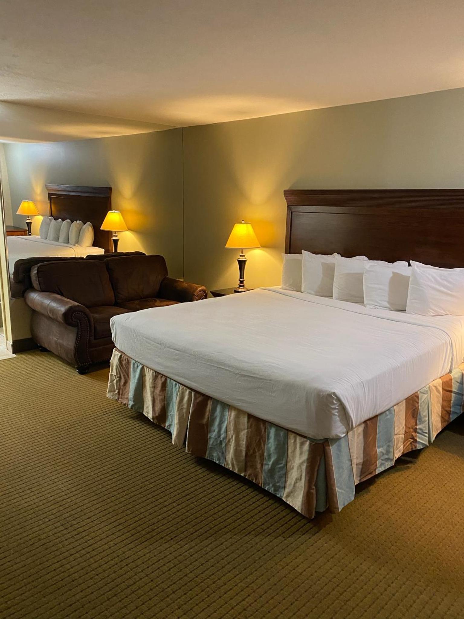 The Boardwalk Inn photo 13