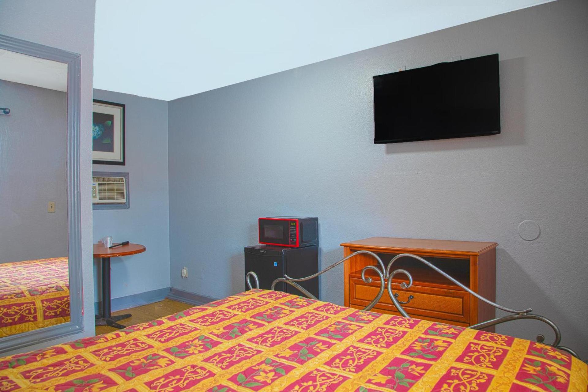OYO Hotel I-20 Decatur, East Atlanta photo 24