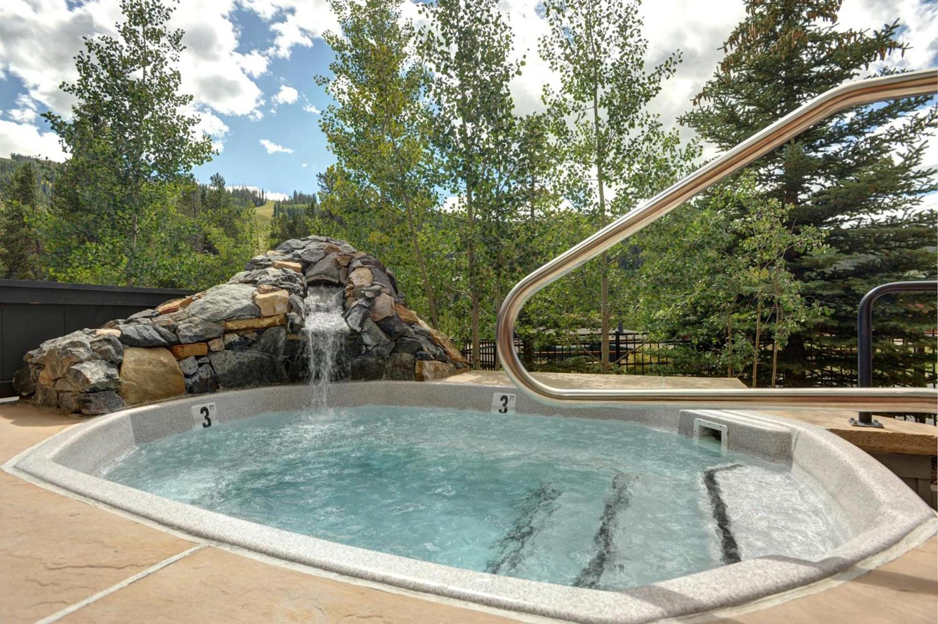Jackpine & Black Bear Condos by Vail Resorts photo 7