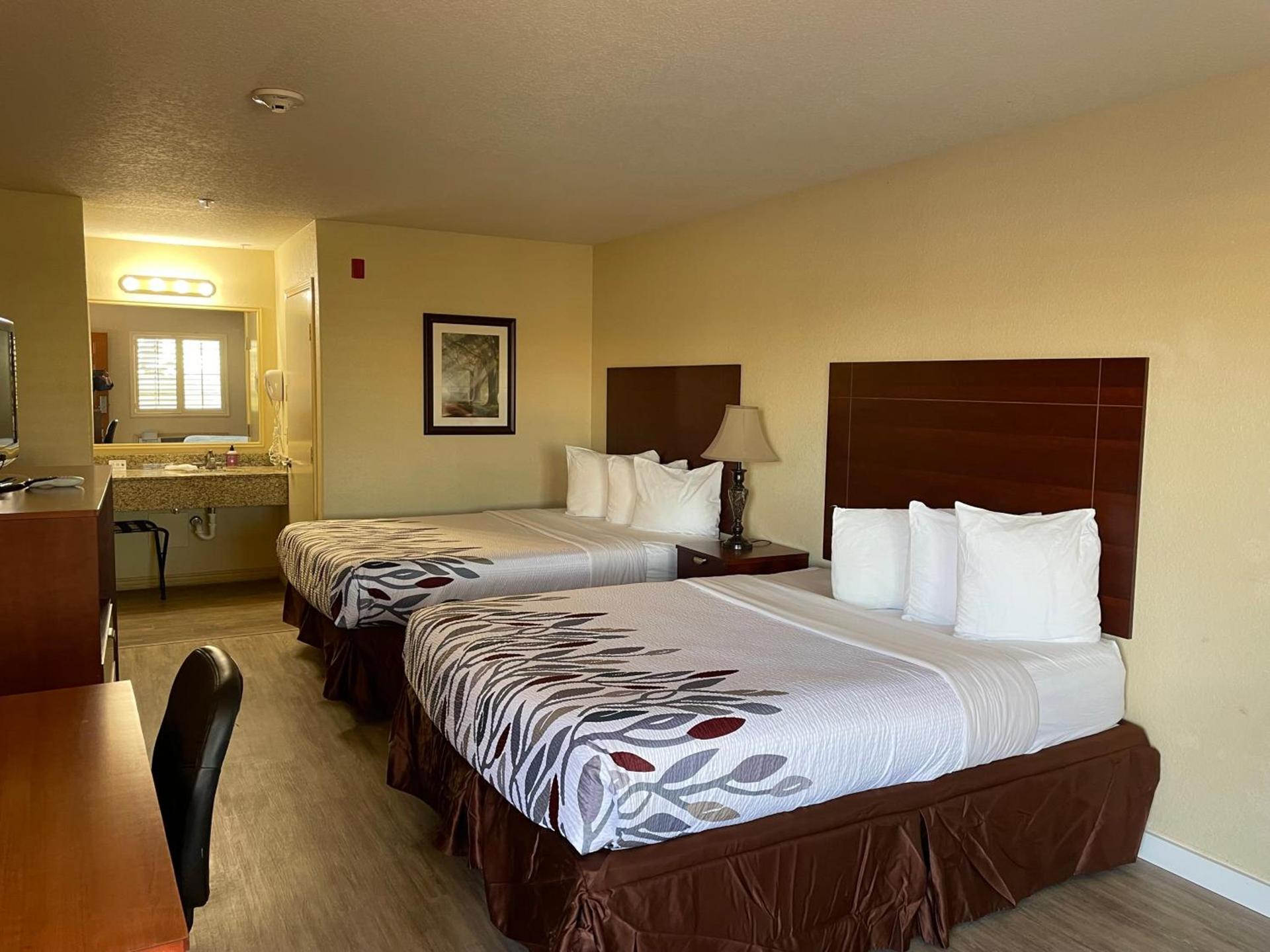 Kenedy Inn and Suites photo 20