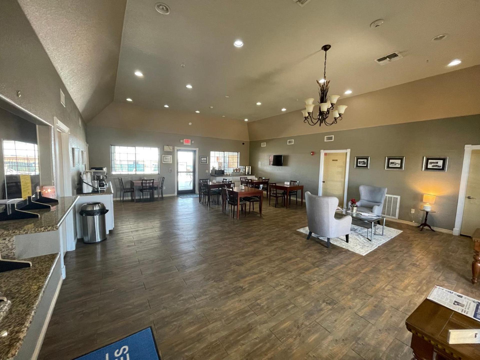 Kenedy Inn and Suites photo 21