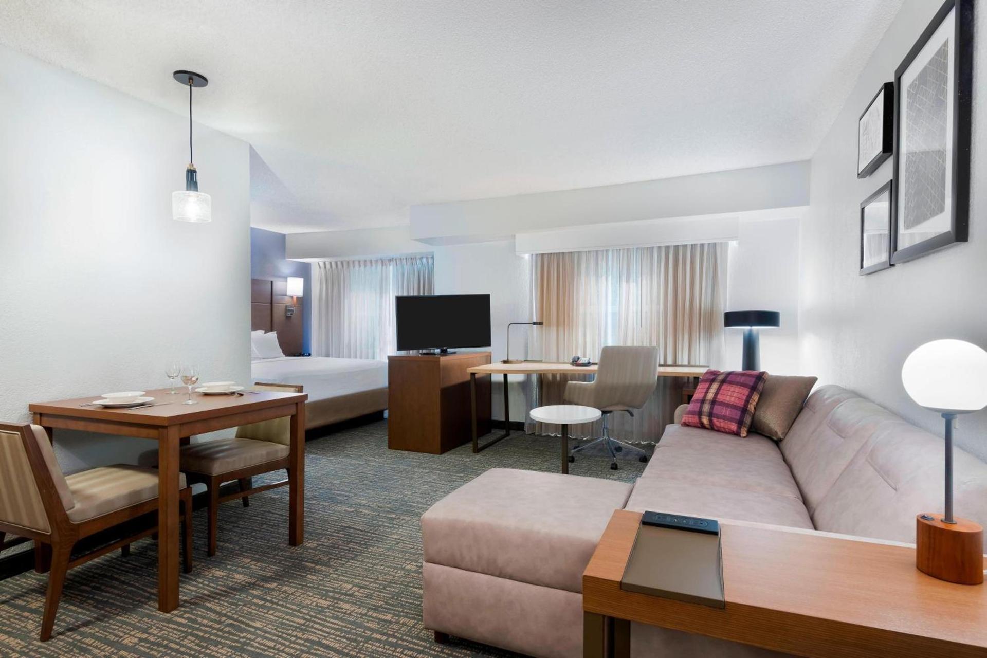 Residence Inn by Marriott Tampa at USF/Medical Center photo 5