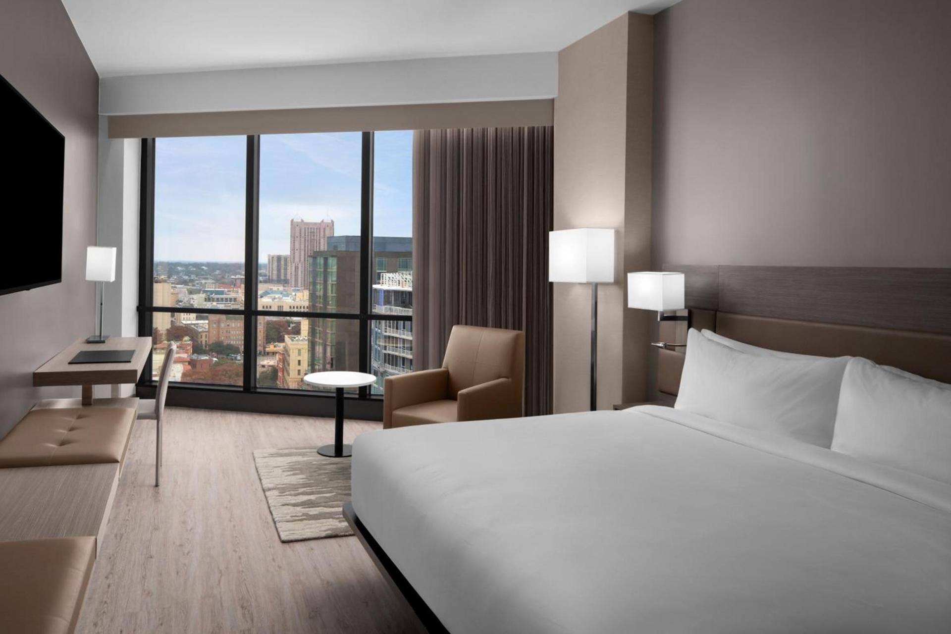 AC Hotel by Marriott San Antonio Riverwalk photo 10