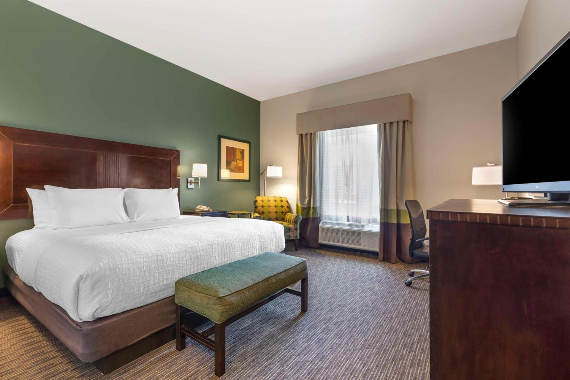 Best Western Plus Duncanville Dallas photo 35