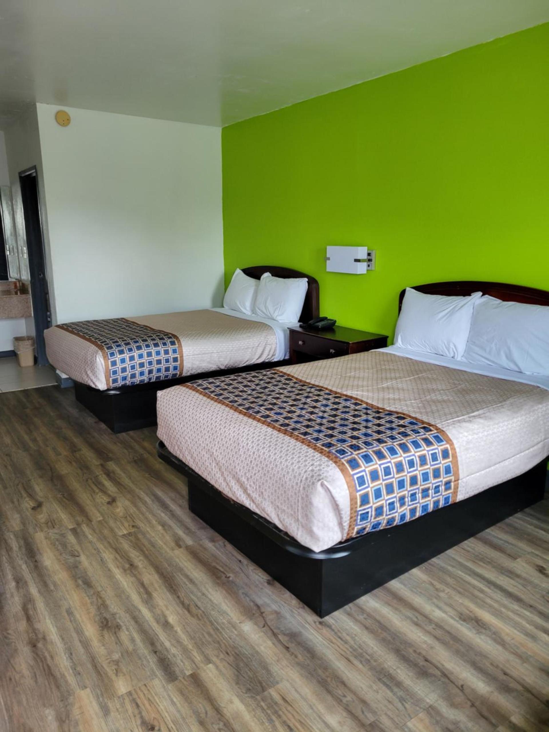 Budgetel Inn and Suites- FORT GORDON photo 20