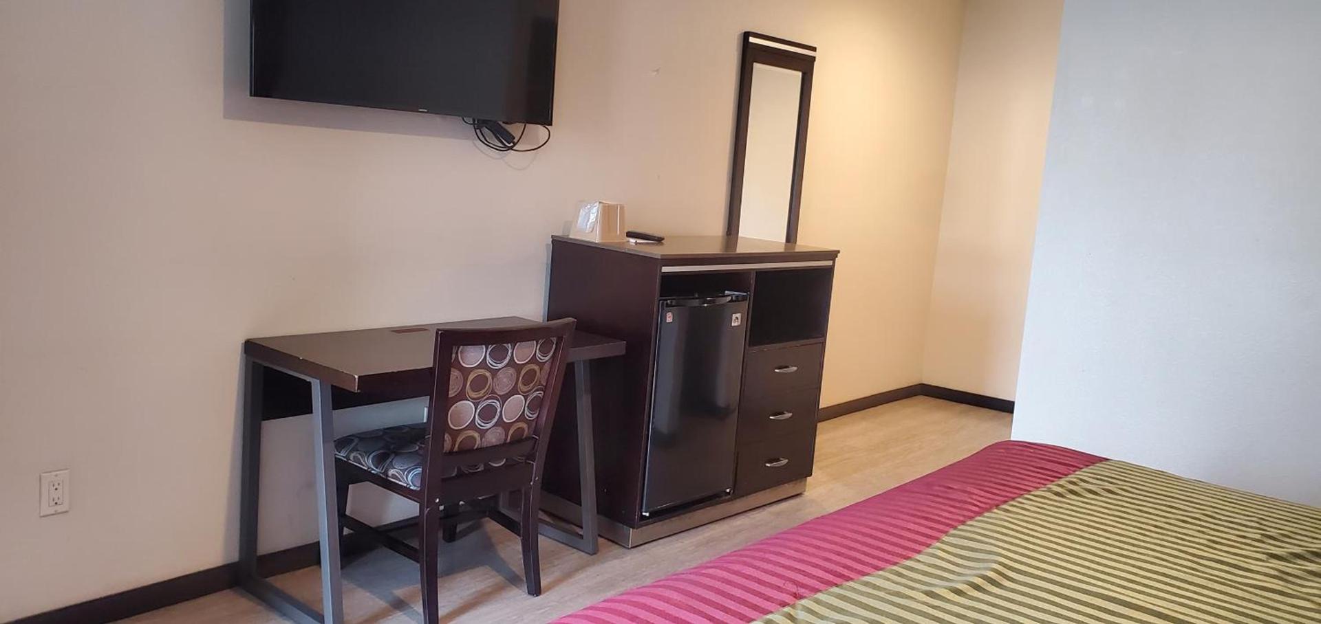 Epic Hotel photo 29