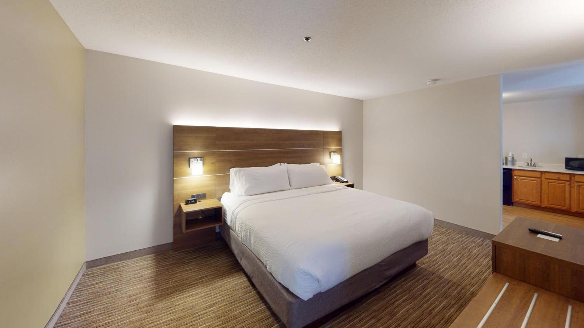 Holiday Inn Express South Burlington by IHG photo 25