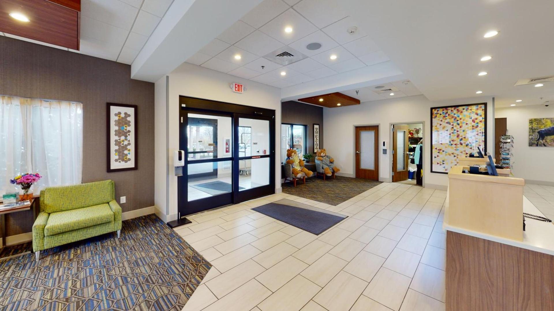 Holiday Inn Express South Burlington by IHG photo 7