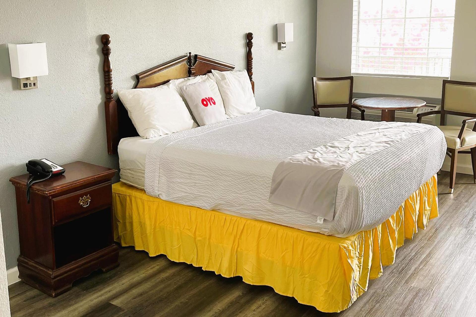 Evergreen Inn photo 18