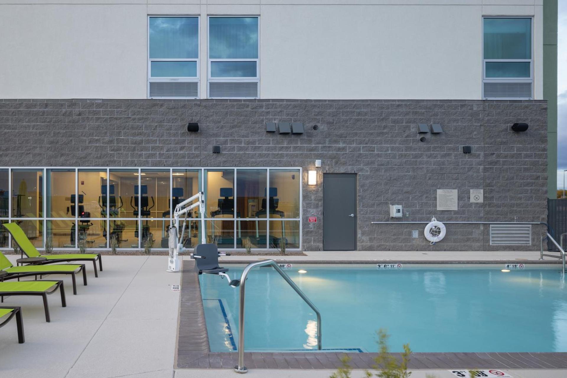SpringHill Suites by Marriott Tucson at The Bridges photo 3