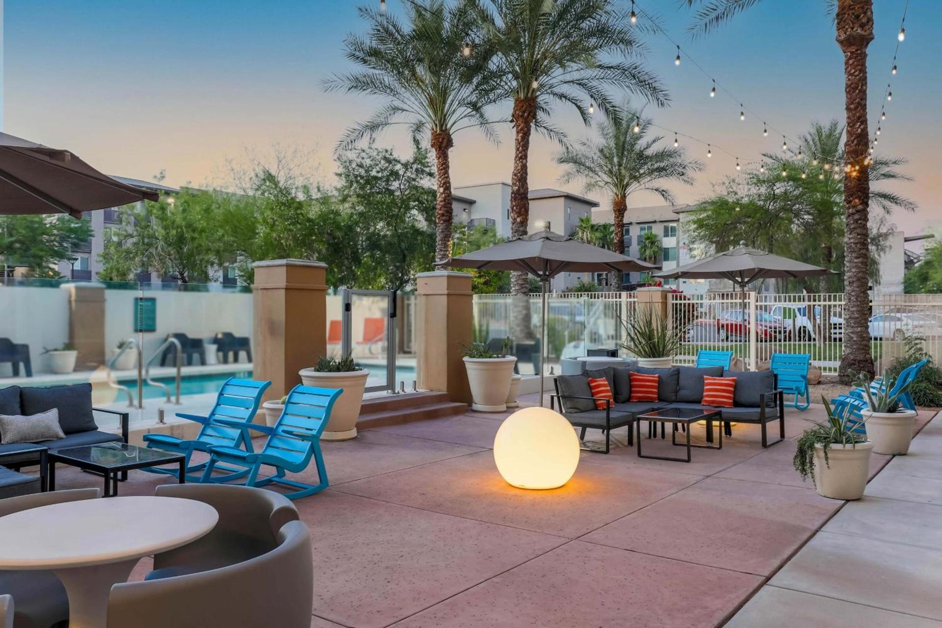 Aloft by Marriott Phoenix-Airport photo 5