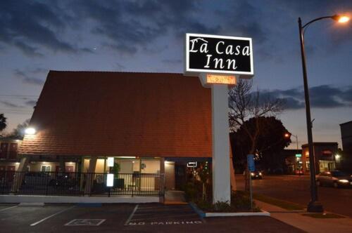 La Casa Inn photo 16