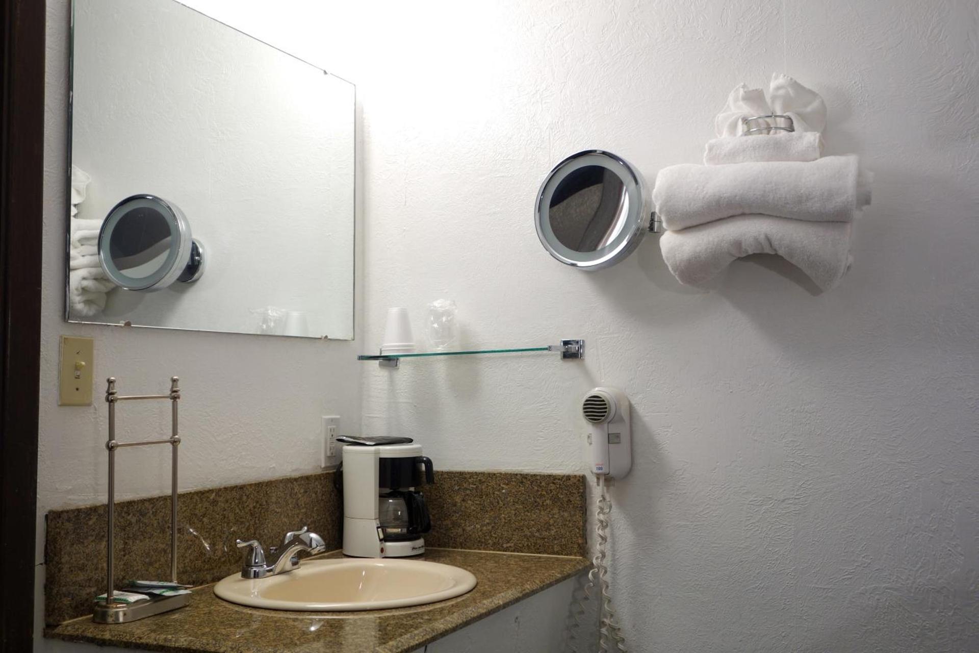 Cabana Inn - Boise photo 21