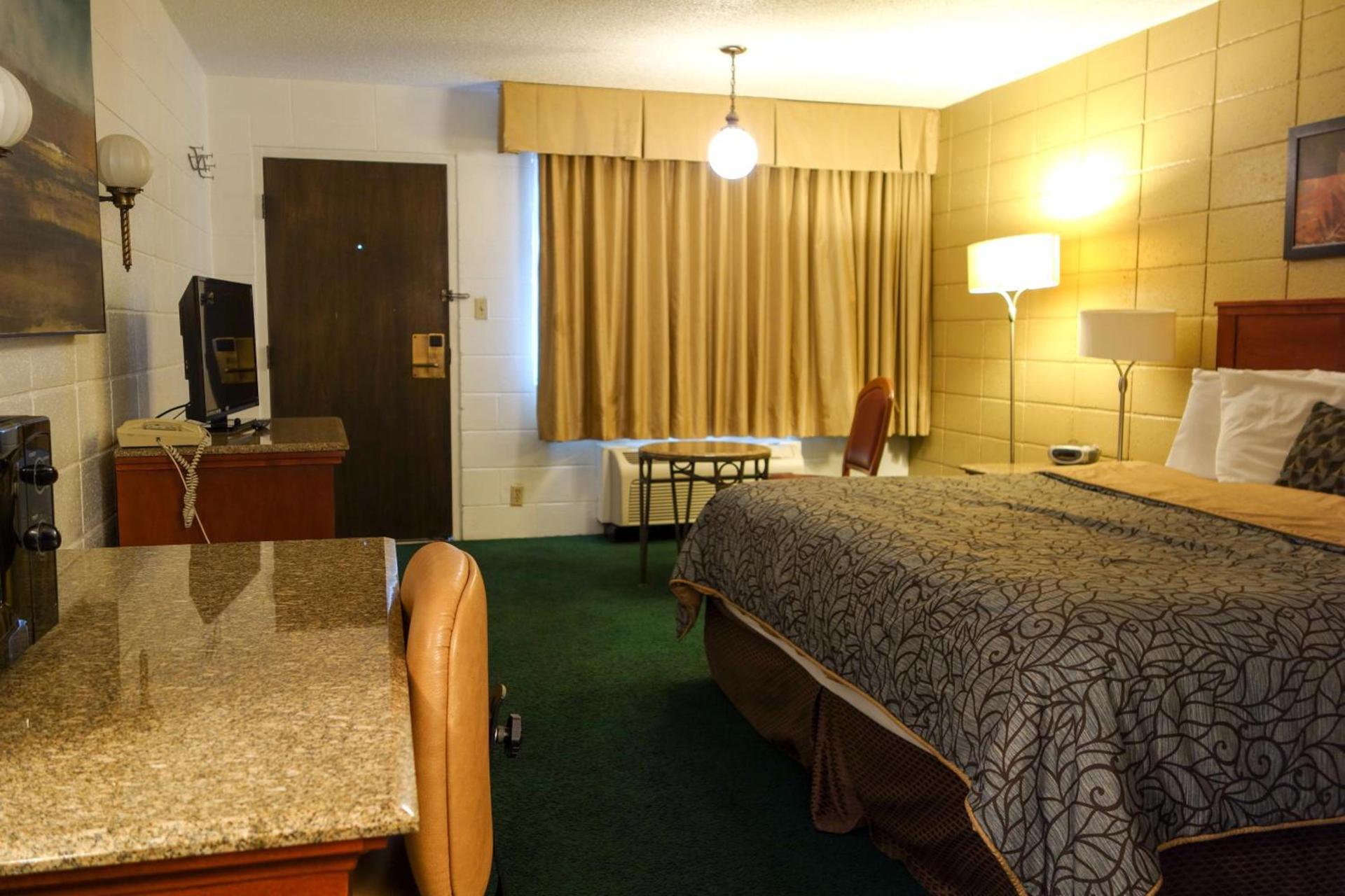 Cabana Inn - Boise photo 17