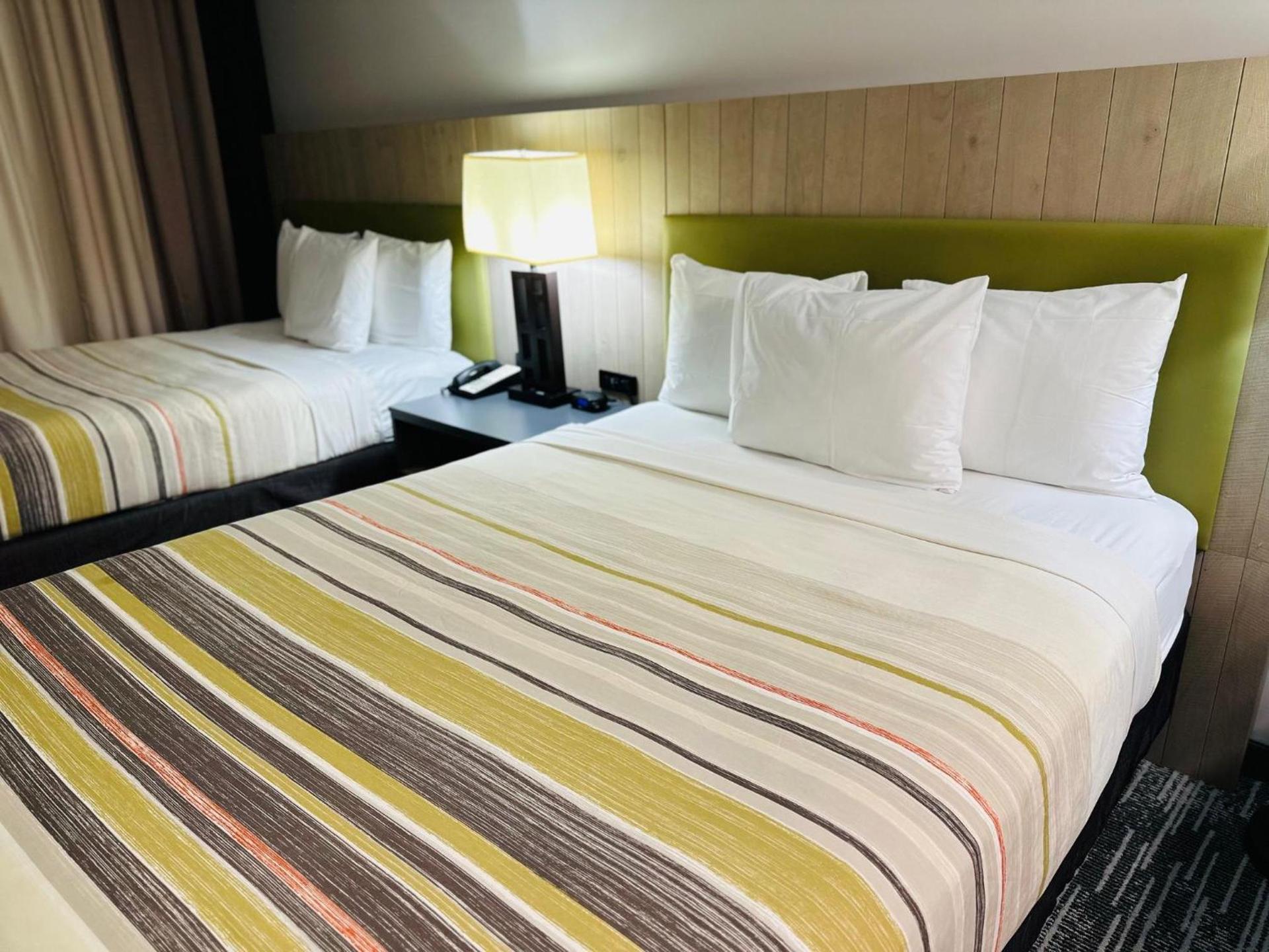 Country Inn & Suites by Radisson, San Jose International Airport, CA photo 60