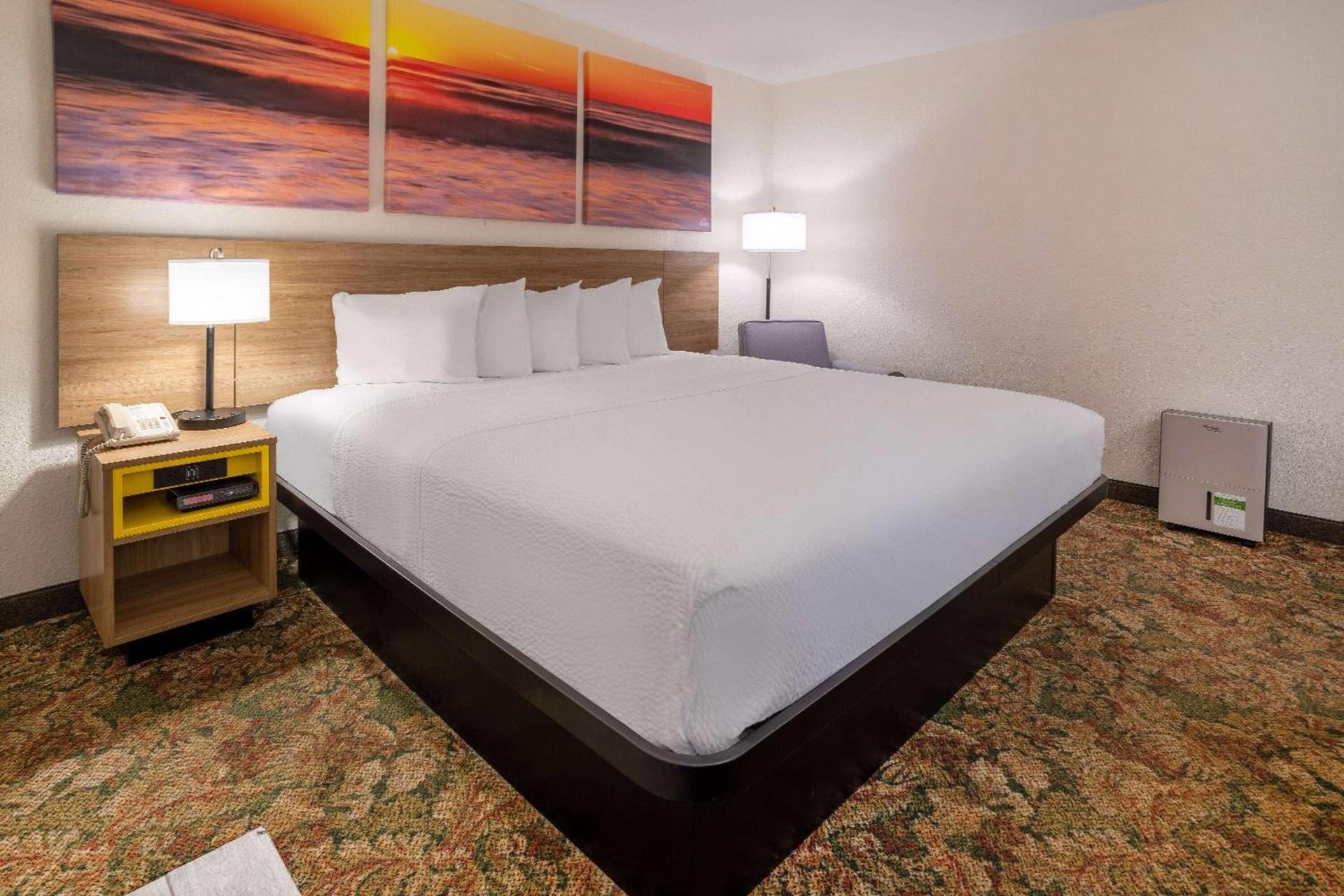 Hotel Carolina A Days Inn by Wyndham photo 4