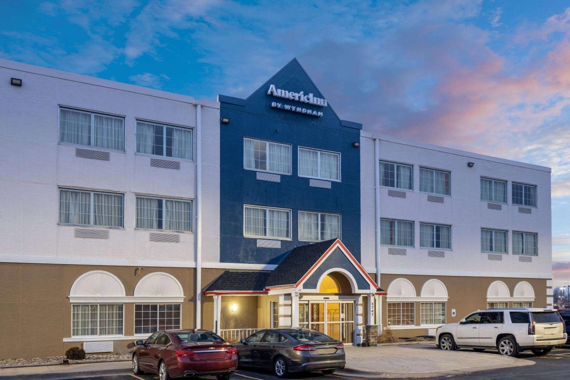 AmericInn by Wyndham Cedar Rapids North photo 2