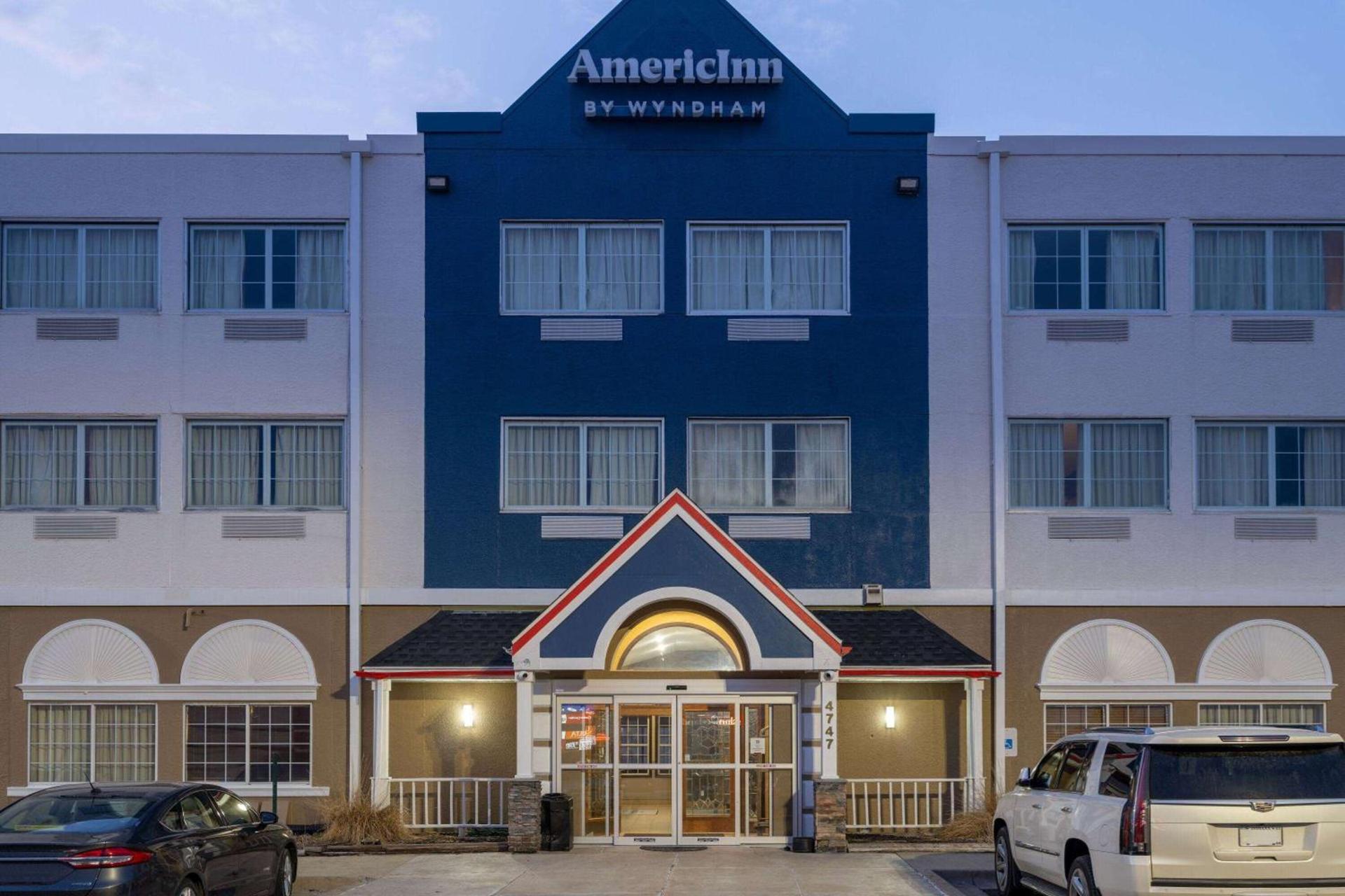 AmericInn by Wyndham Cedar Rapids North photo 3