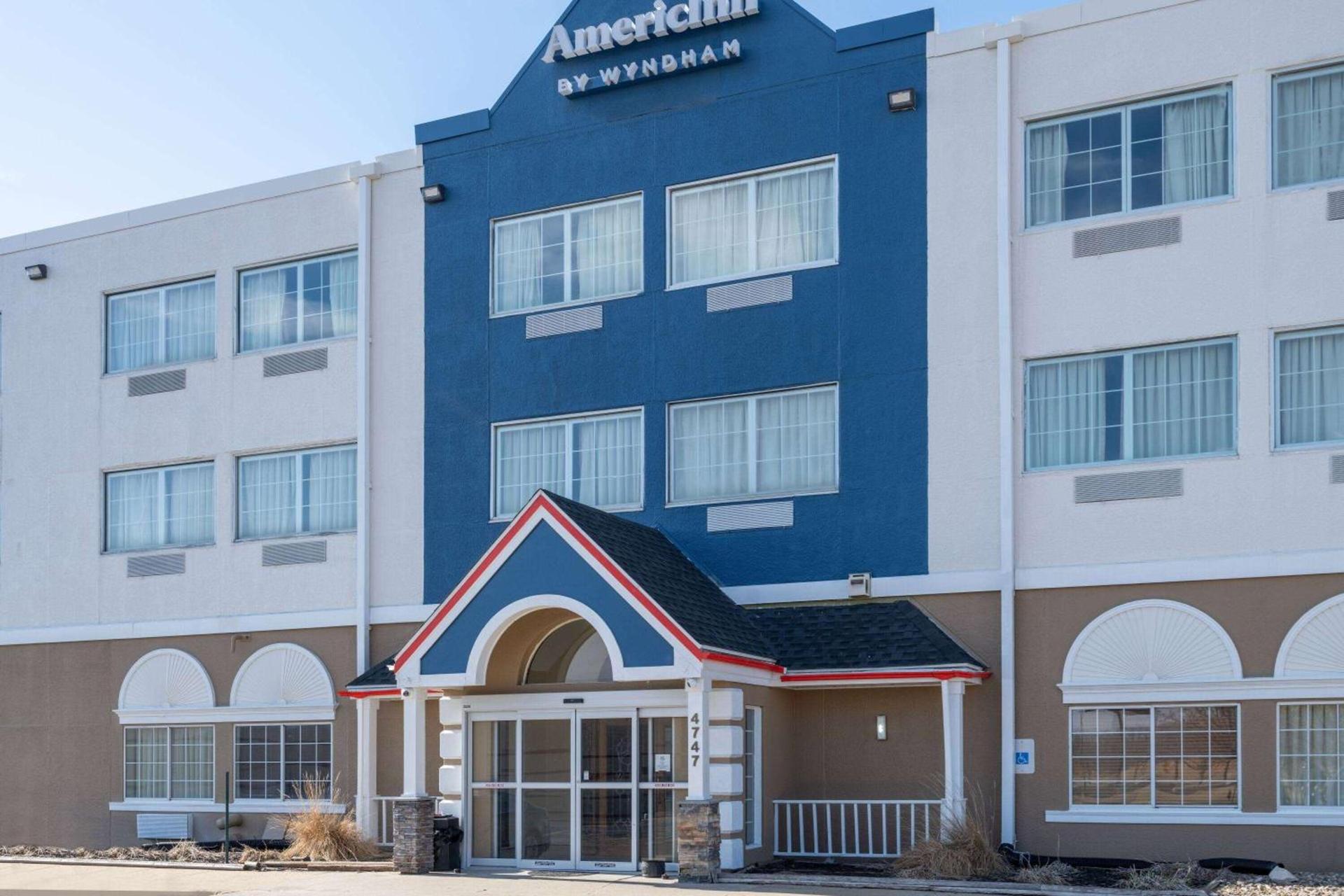 AmericInn by Wyndham Cedar Rapids North photo 5