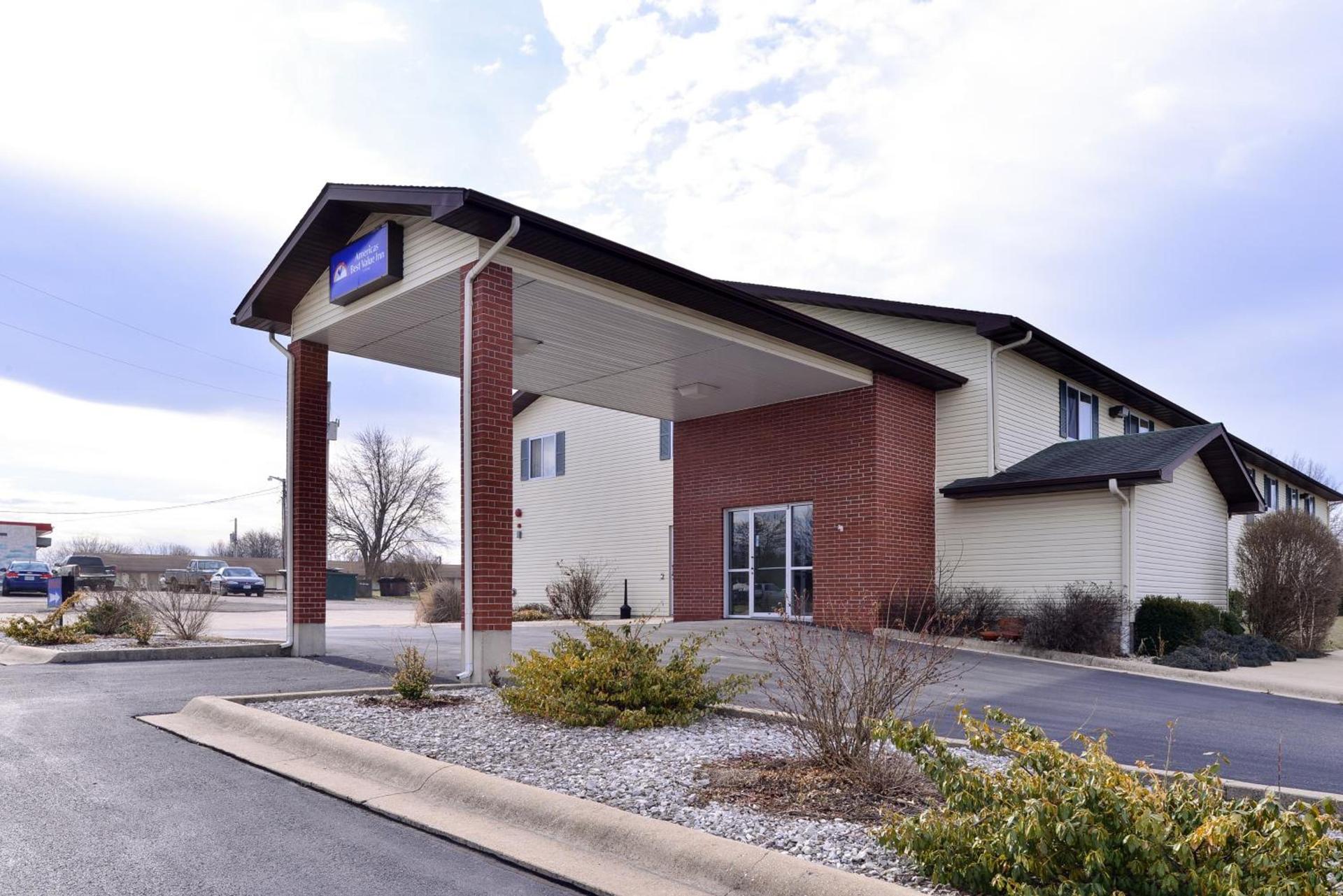 Americas Best Value Inn - Seymour photo 7