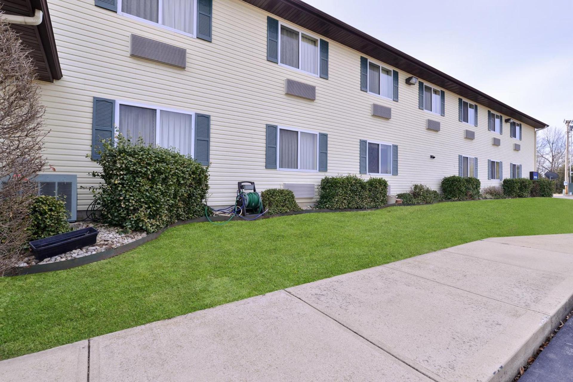 Americas Best Value Inn - Seymour photo 8