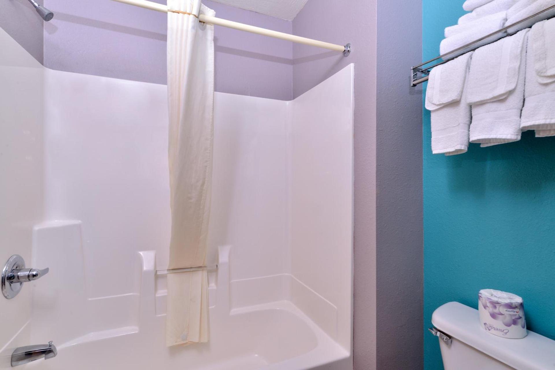 Americas Best Value Inn - Seymour photo 25