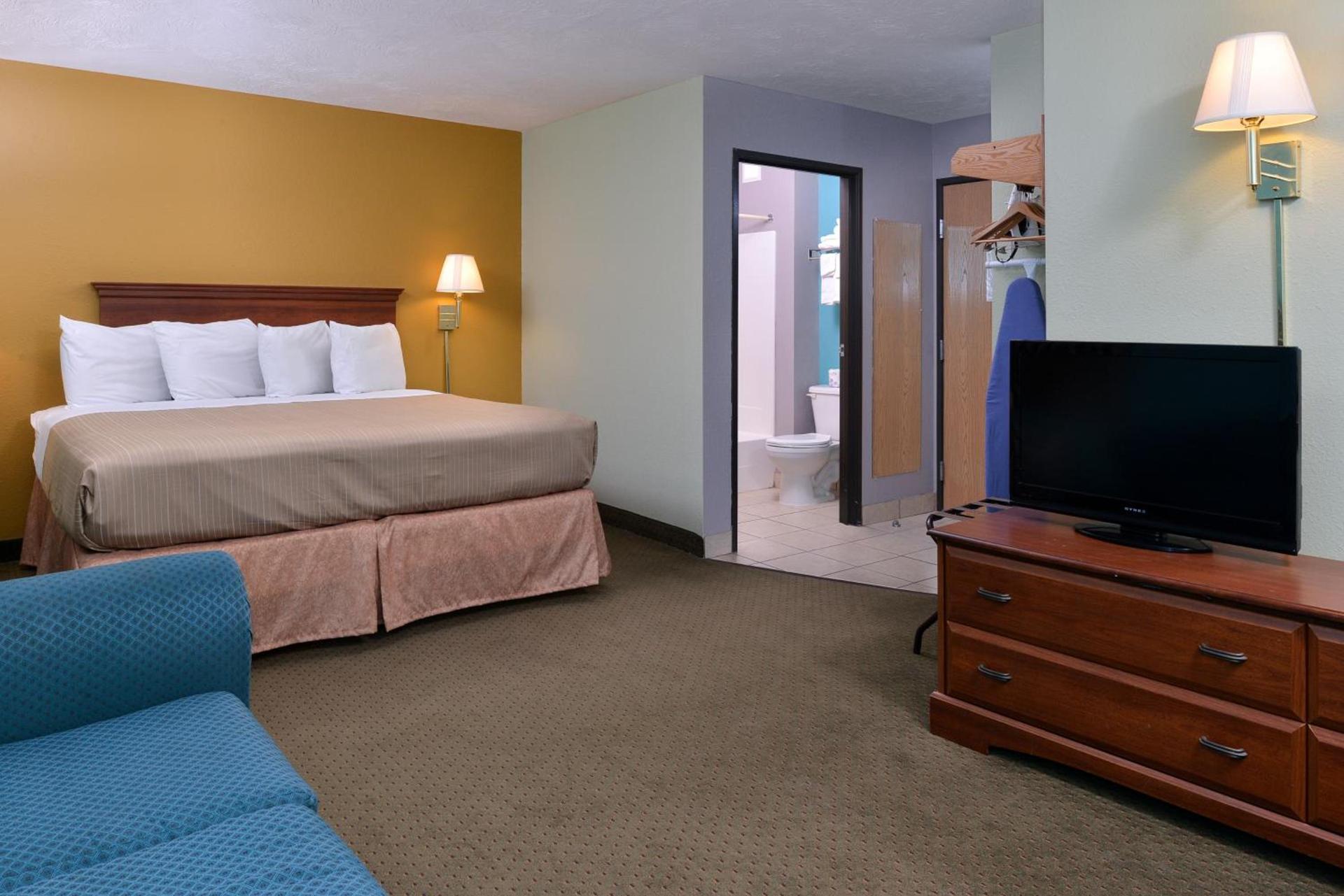Americas Best Value Inn - Seymour photo 18