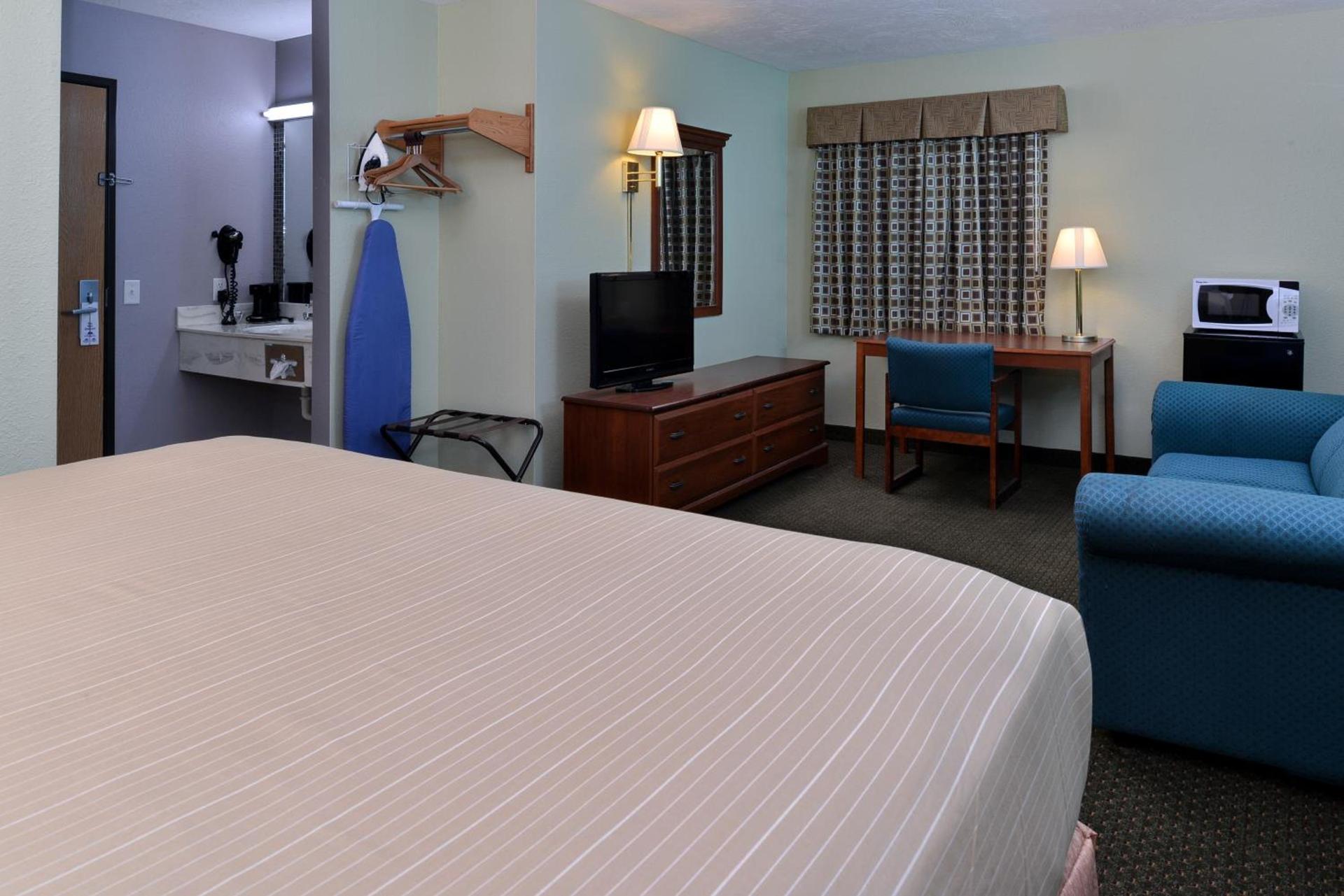 Americas Best Value Inn - Seymour photo 19