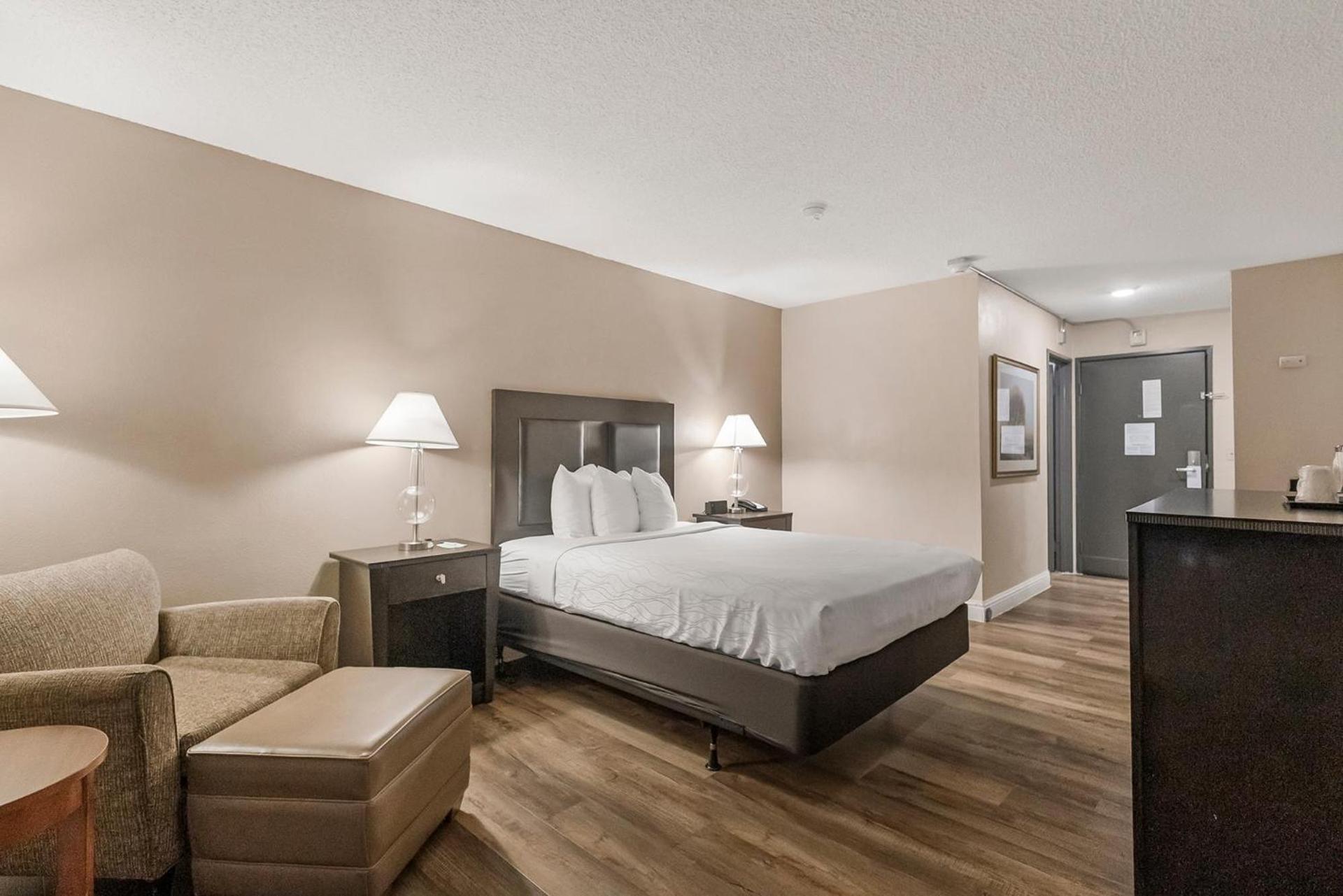 Sutter Inn photo 31