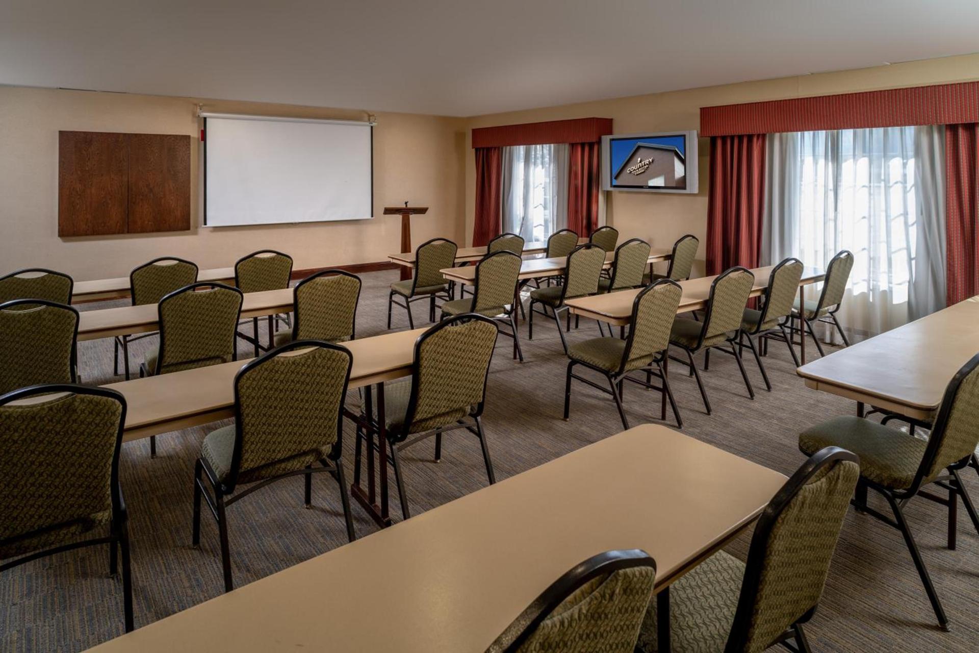 Country Inn & Suites By Radisson, Charleston South, WV photo 34