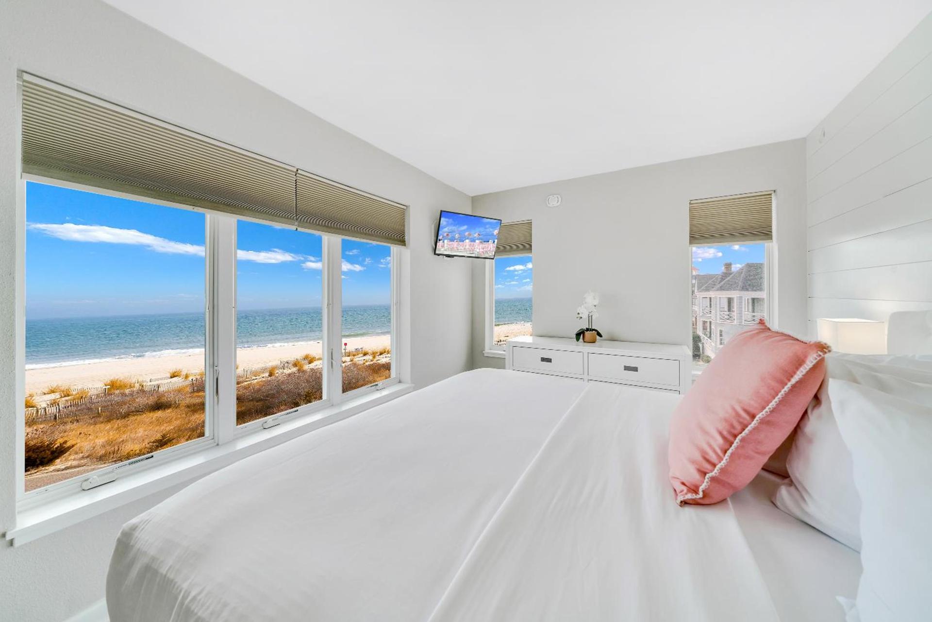 Montreal Beach Resort photo 15