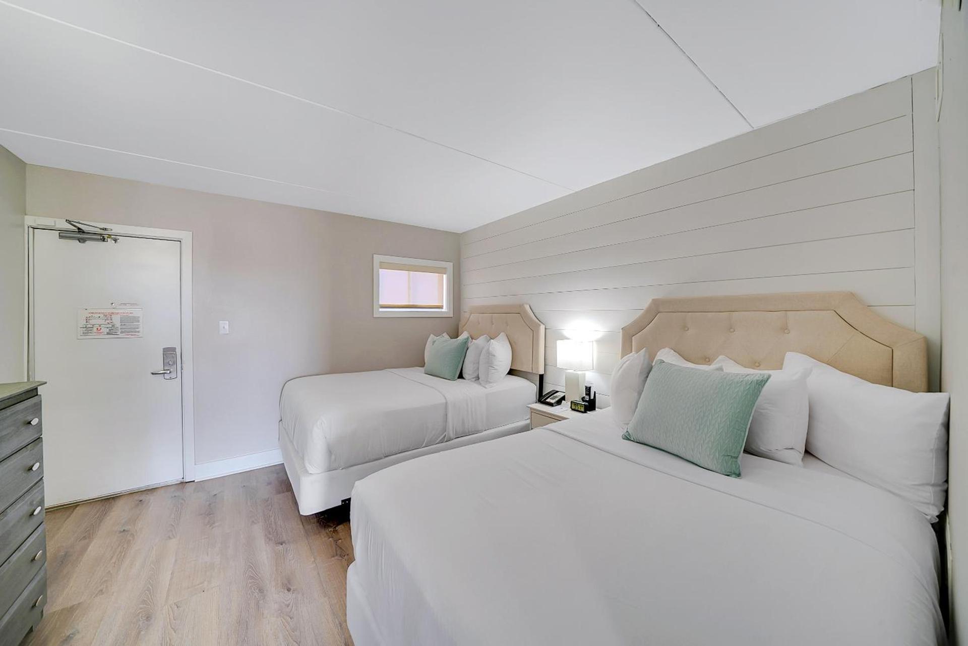 Montreal Beach Resort photo 8