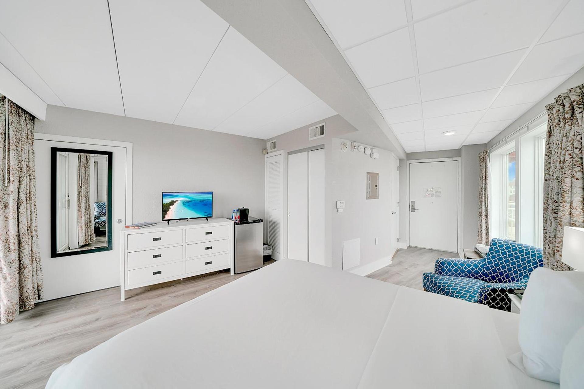 Montreal Beach Resort photo 53