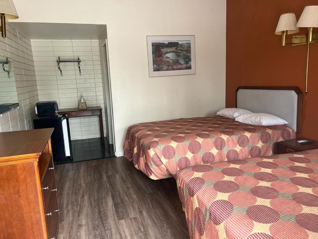 Express Motel photo 1