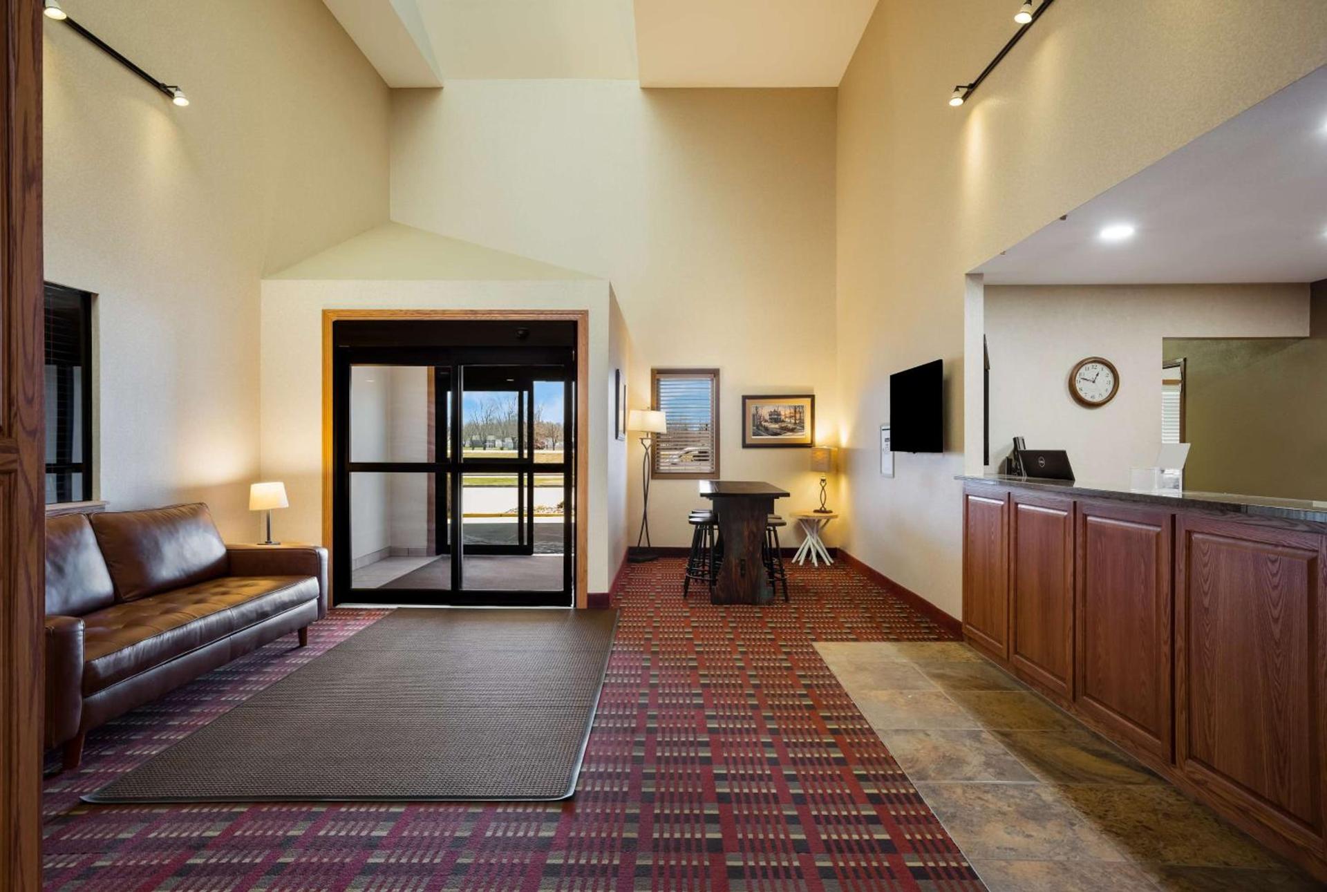Best Western Vermillion Inn photo 2