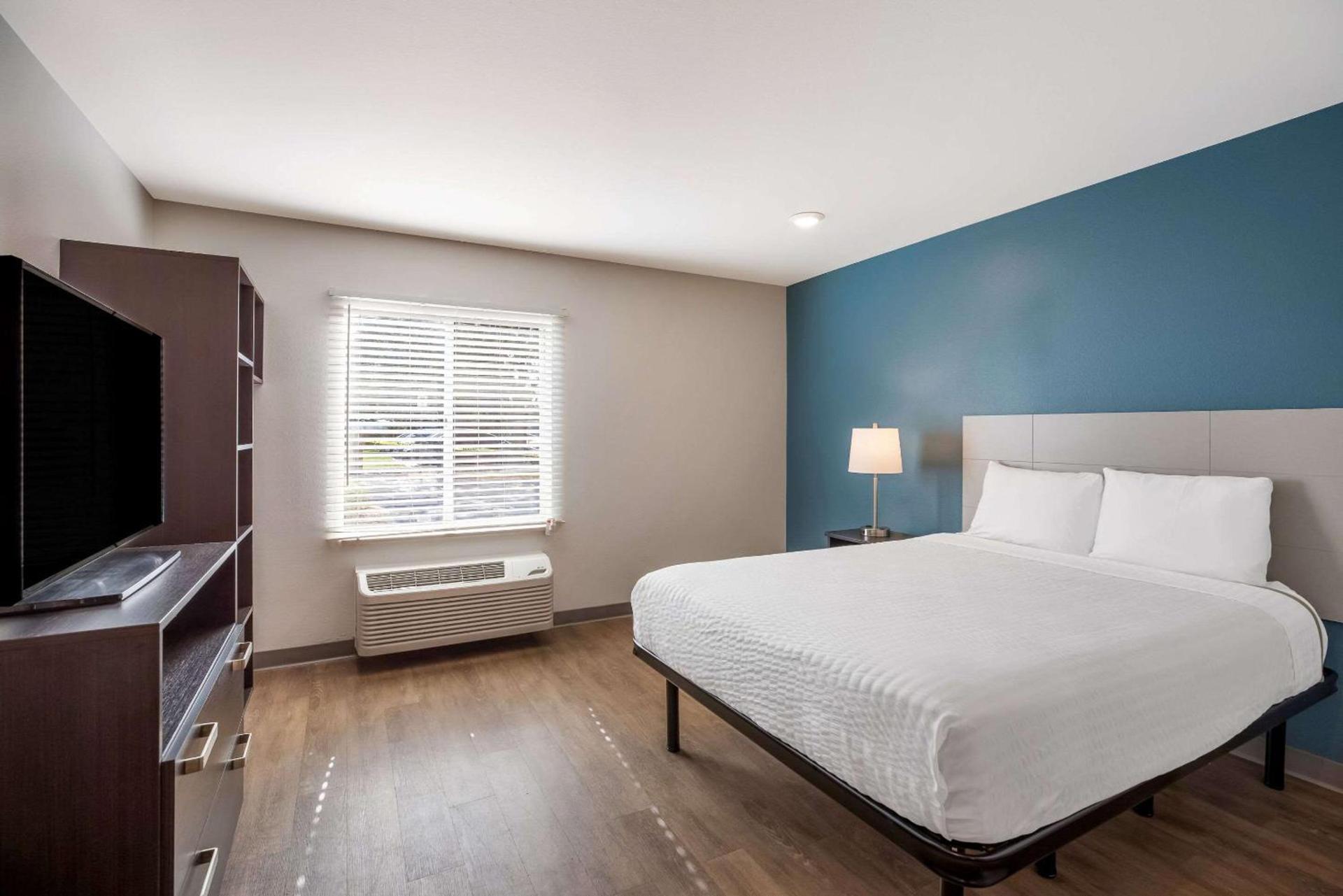 WoodSpring Suites Orlando North - Maitland photo 18